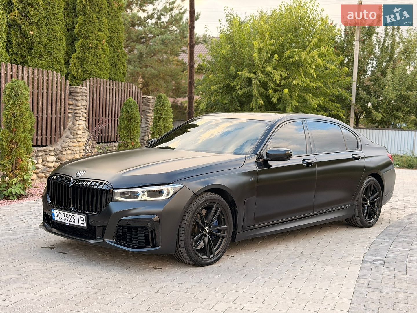BMW 7 Series 2017 VIN WBA7F2C56JB238194 фото оголошення 16 з 42