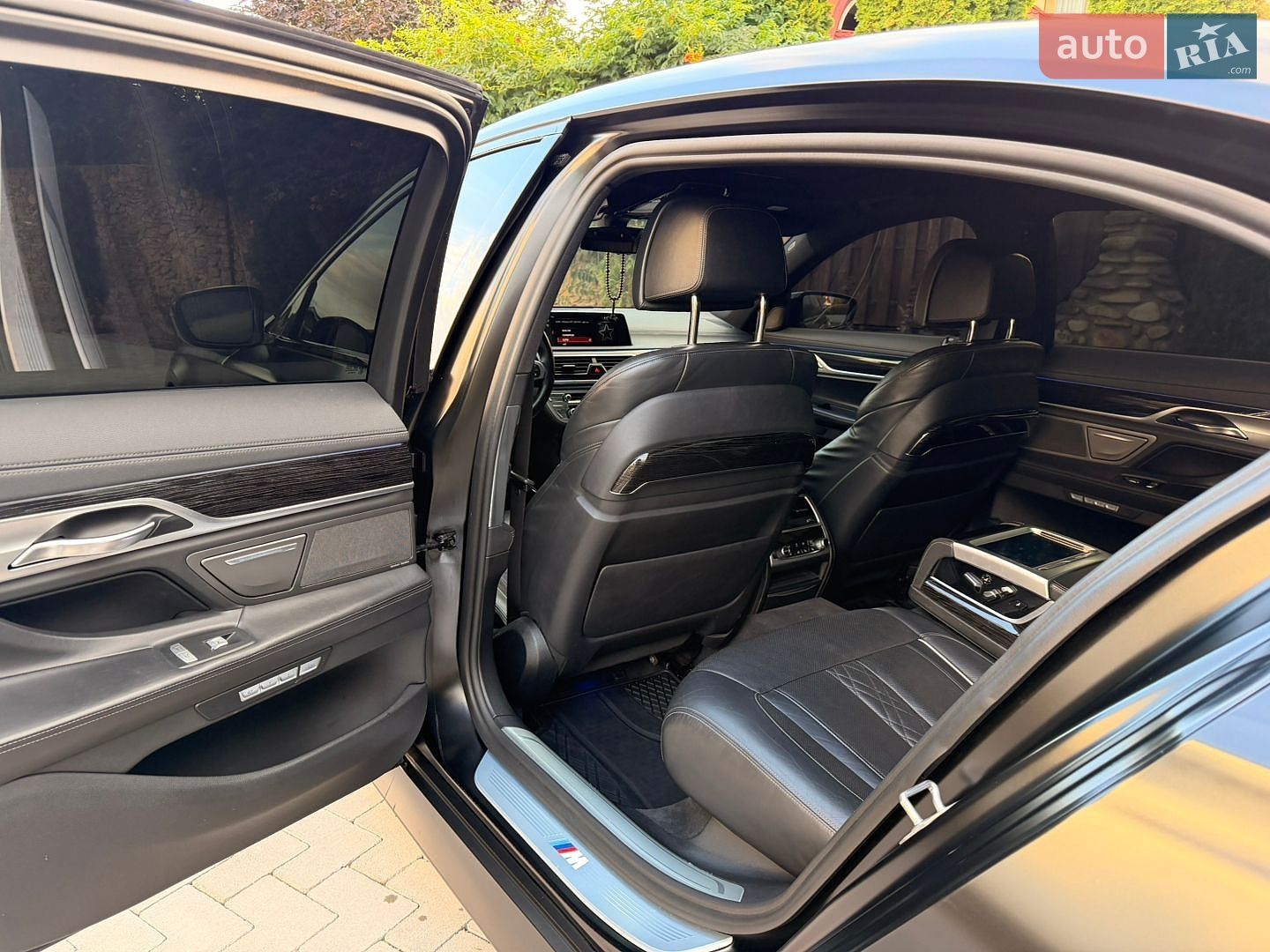 BMW 7 Series 2017 VIN WBA7F2C56JB238194 фото оголошення 20 з 42