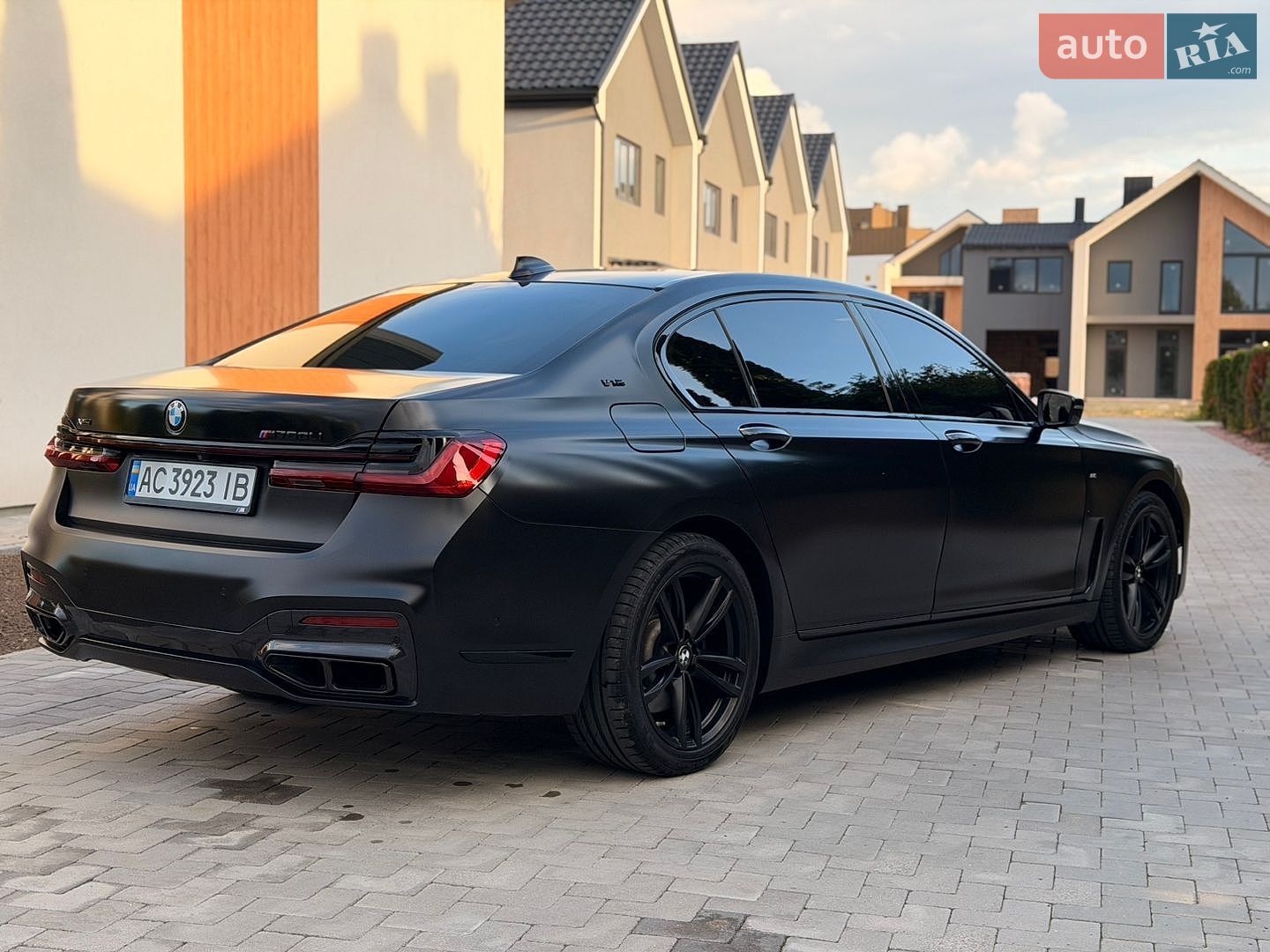 BMW 7 Series 2017 VIN WBA7F2C56JB238194 фото оголошення 15 з 42
