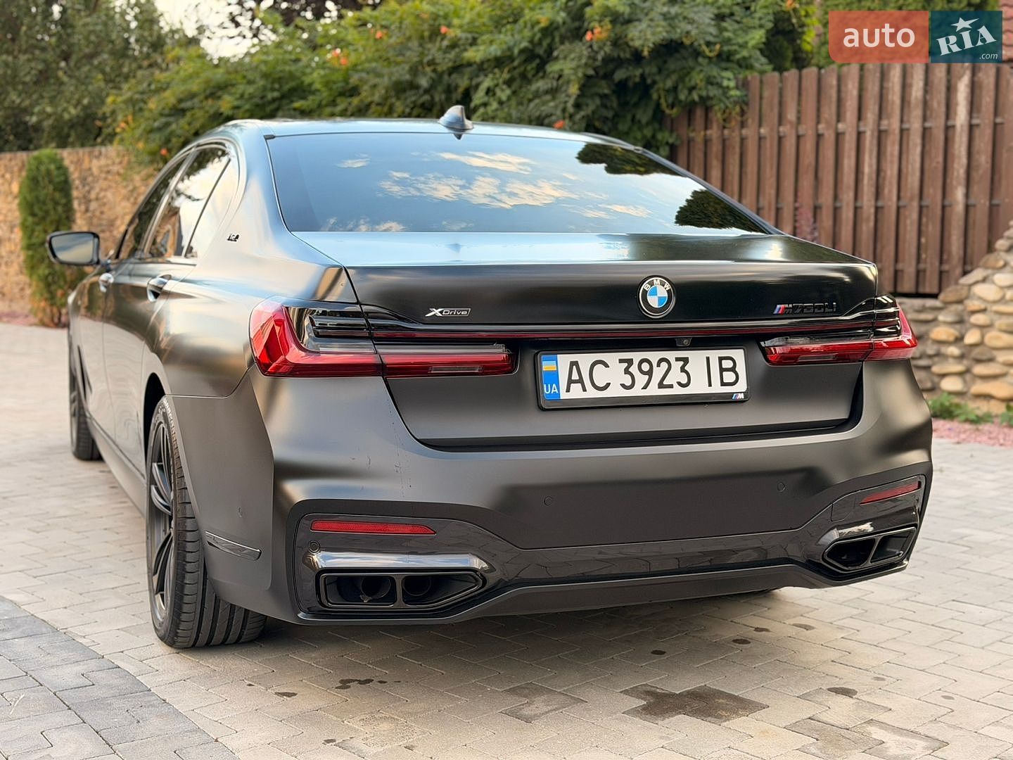 BMW 7 Series 2017 VIN WBA7F2C56JB238194 фото оголошення 14 з 42