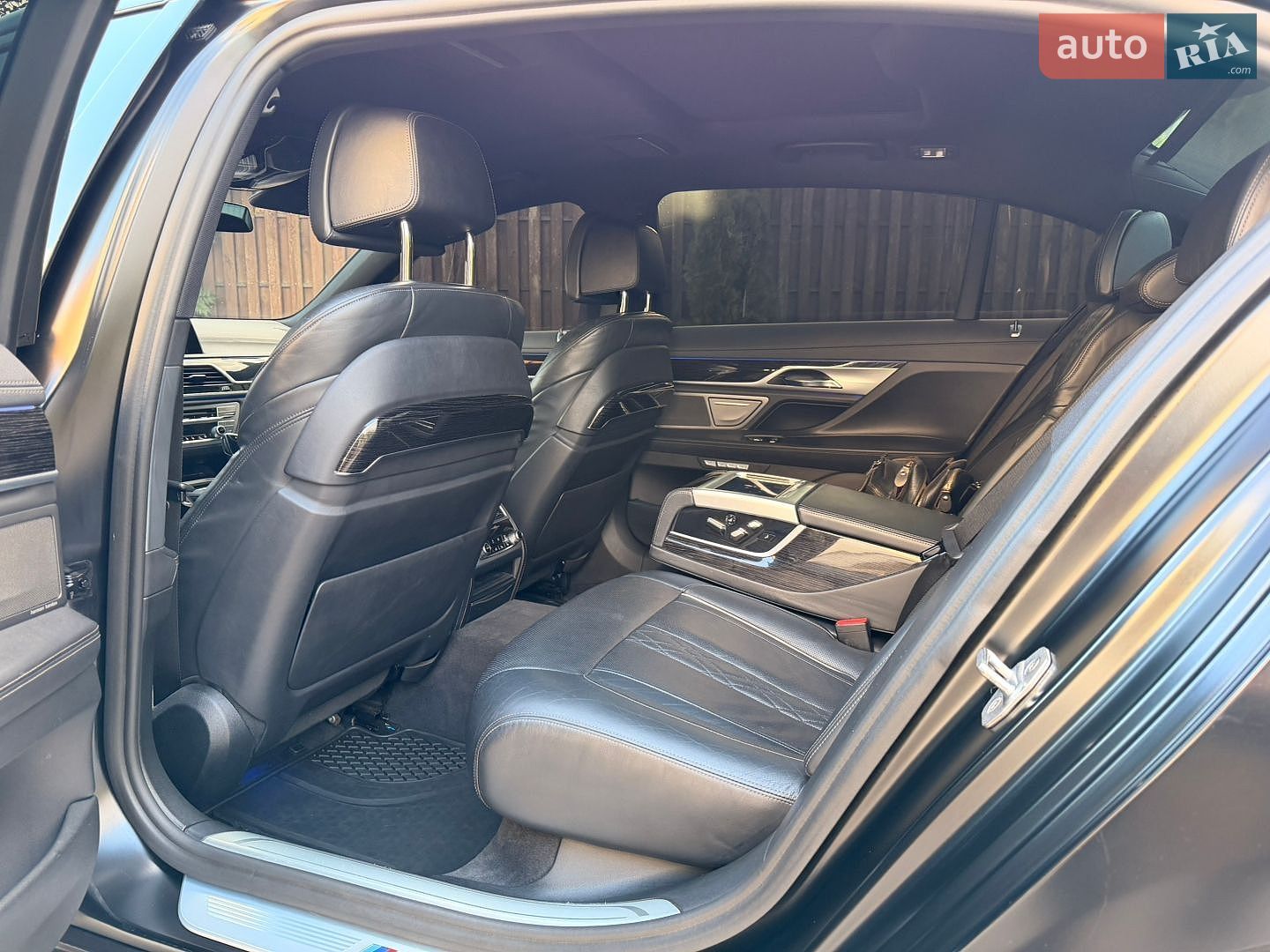 BMW 7 Series 2017 VIN WBA7F2C56JB238194 фото оголошення 22 з 42