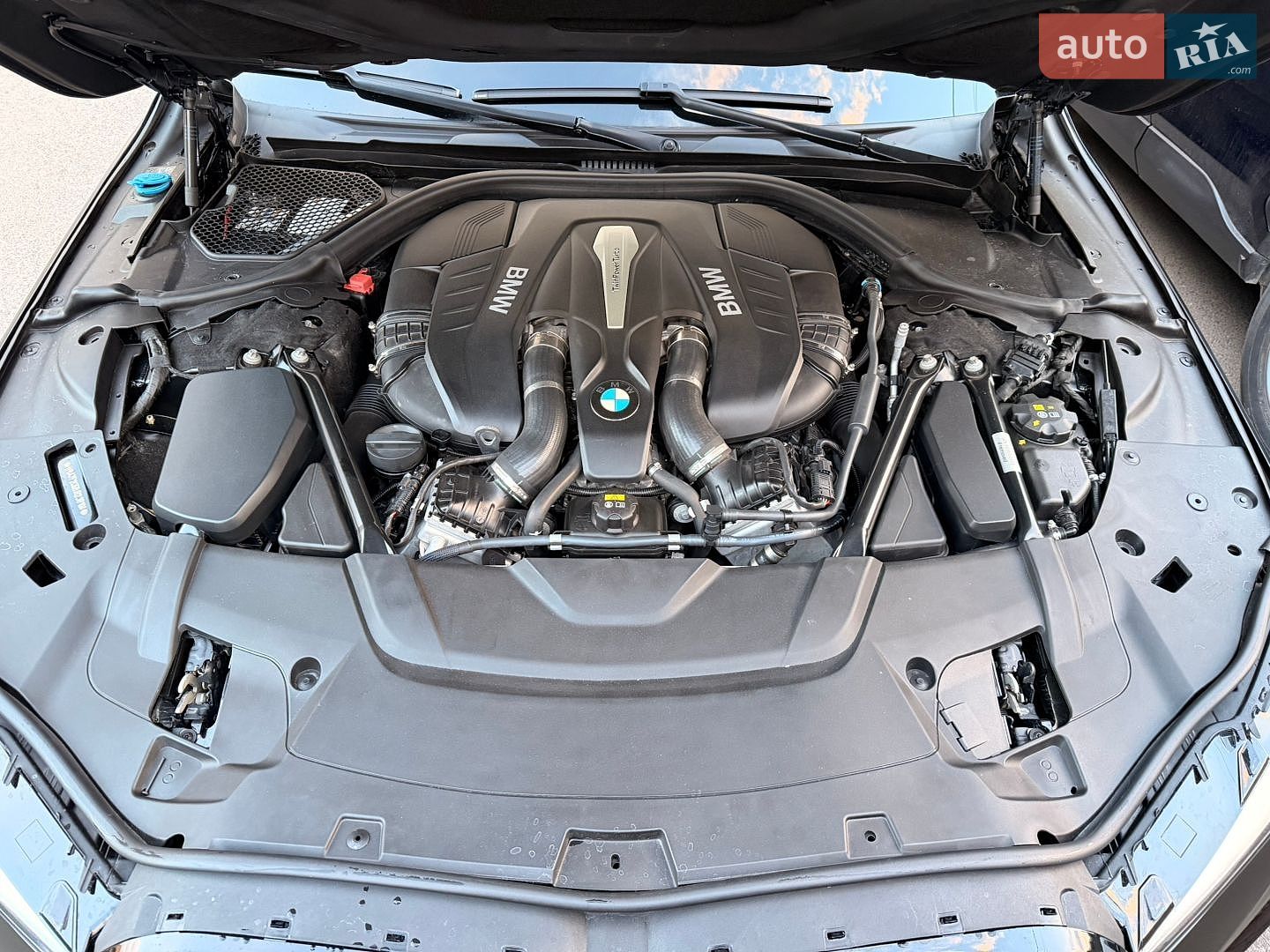 BMW 7 Series 2017 VIN WBA7F2C56JB238194 фото оголошення 38 з 42