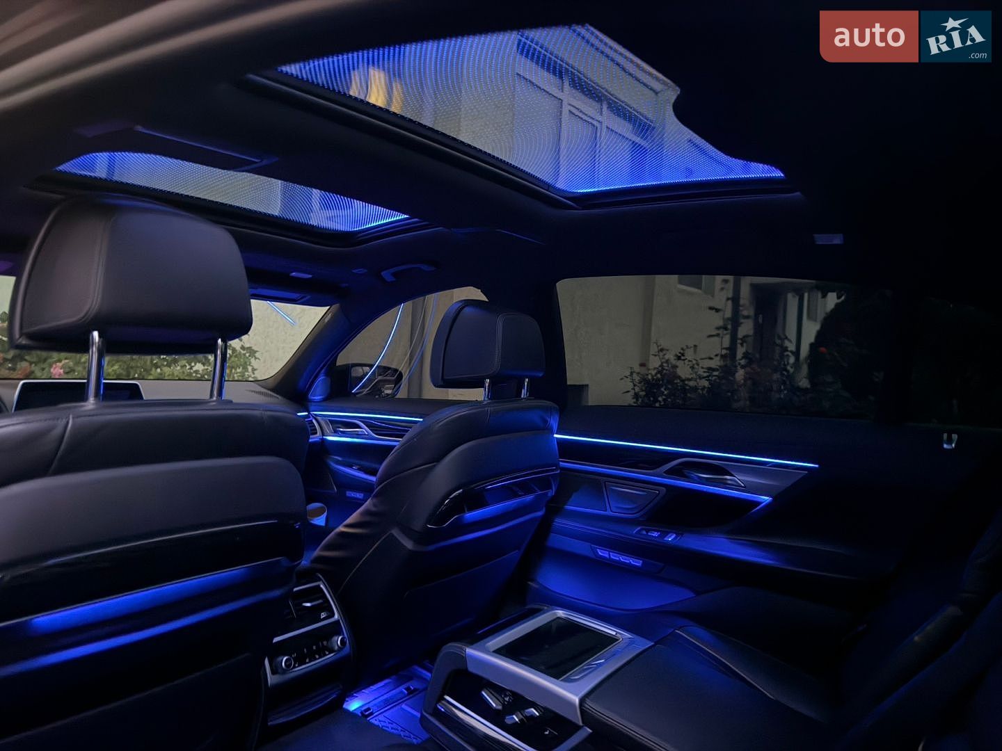 BMW 7 Series 2017 VIN WBA7F2C56JB238194 фото оголошення 40 з 42
