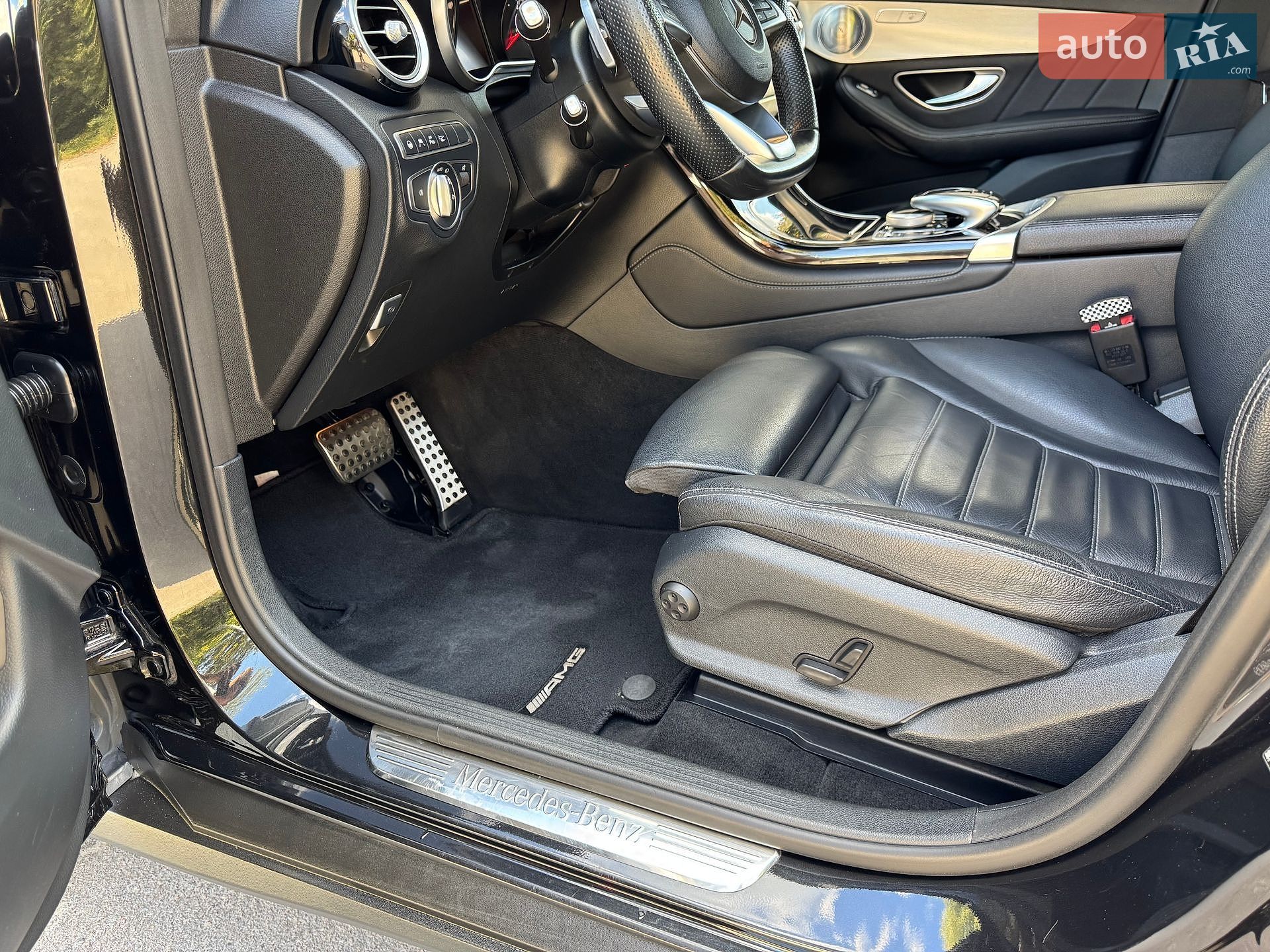 Mercedes-Benz GLC-Class 2017 VIN WDC2539091F321482 фото оголошення 4 з 21