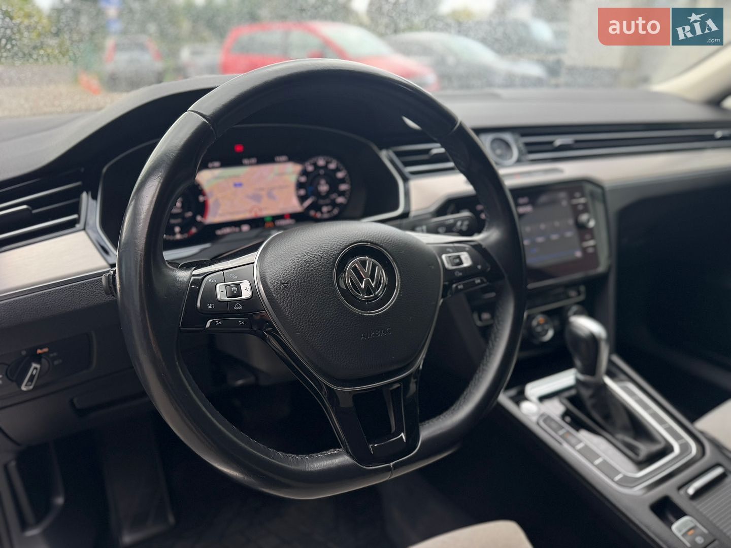 Volkswagen Passat 2018 VIN WVWZZZ3CZJE211698 фото оголошення 17 з 52