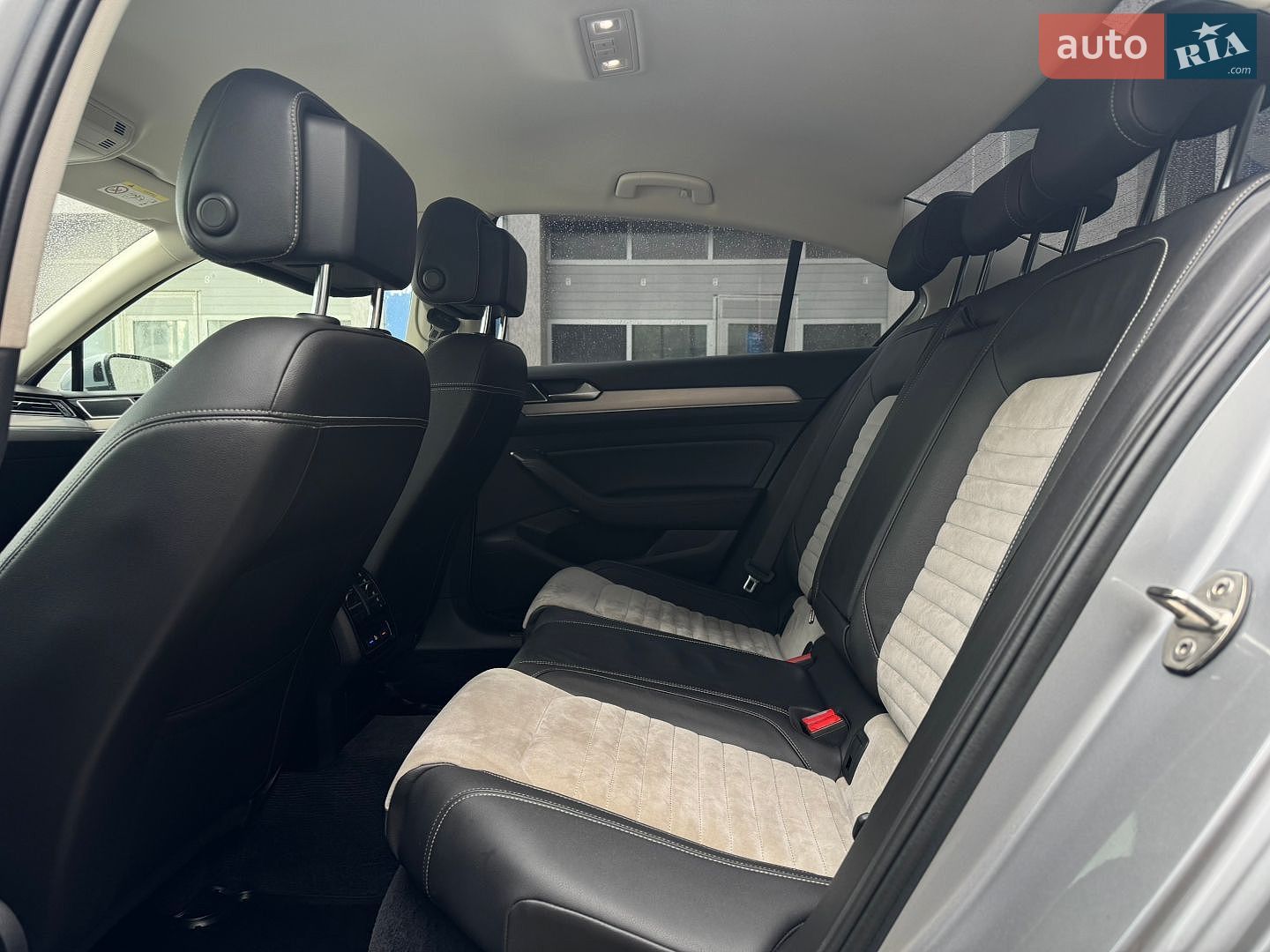 Volkswagen Passat 2018 VIN WVWZZZ3CZJE211698 фото оголошення 20 з 52