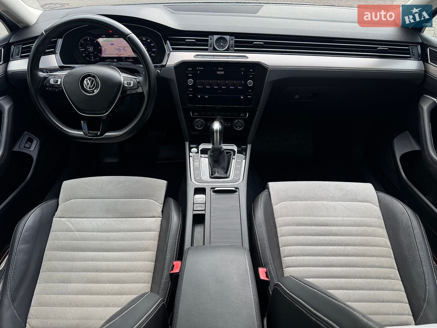 Volkswagen Passat 2018 VIN WVWZZZ3CZJE211698 фото оголошення 35 з 52