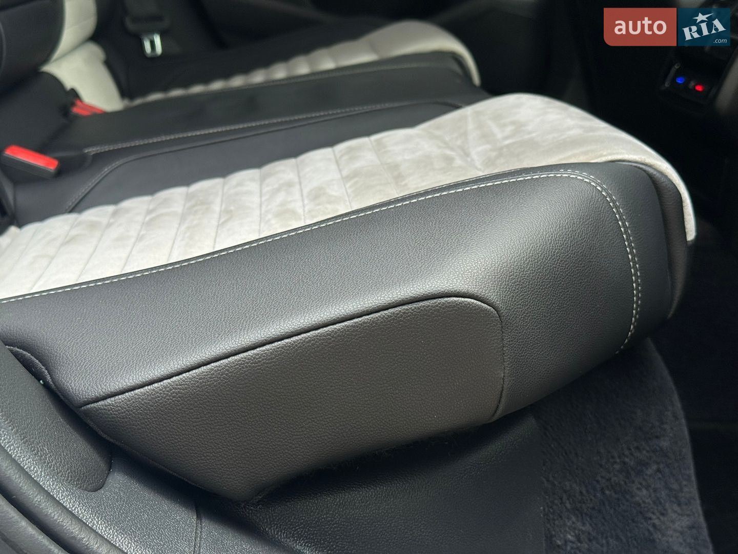 Volkswagen Passat 2018 VIN WVWZZZ3CZJE211698 фото оголошення 28 з 52