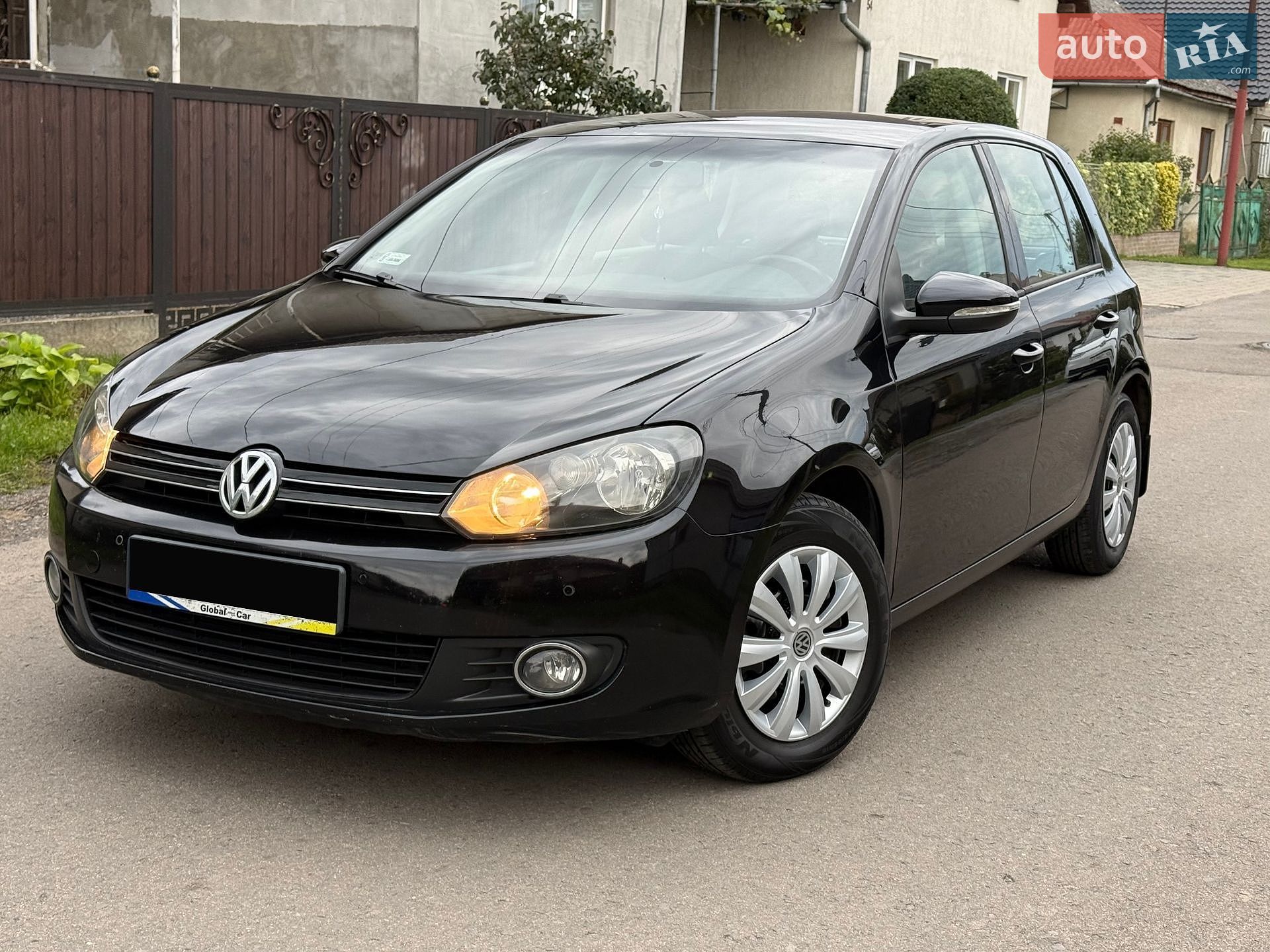 Volkswagen Golf 2010 VIN WVWZZZ1KZAW417687 фото оголошення 2 з 10