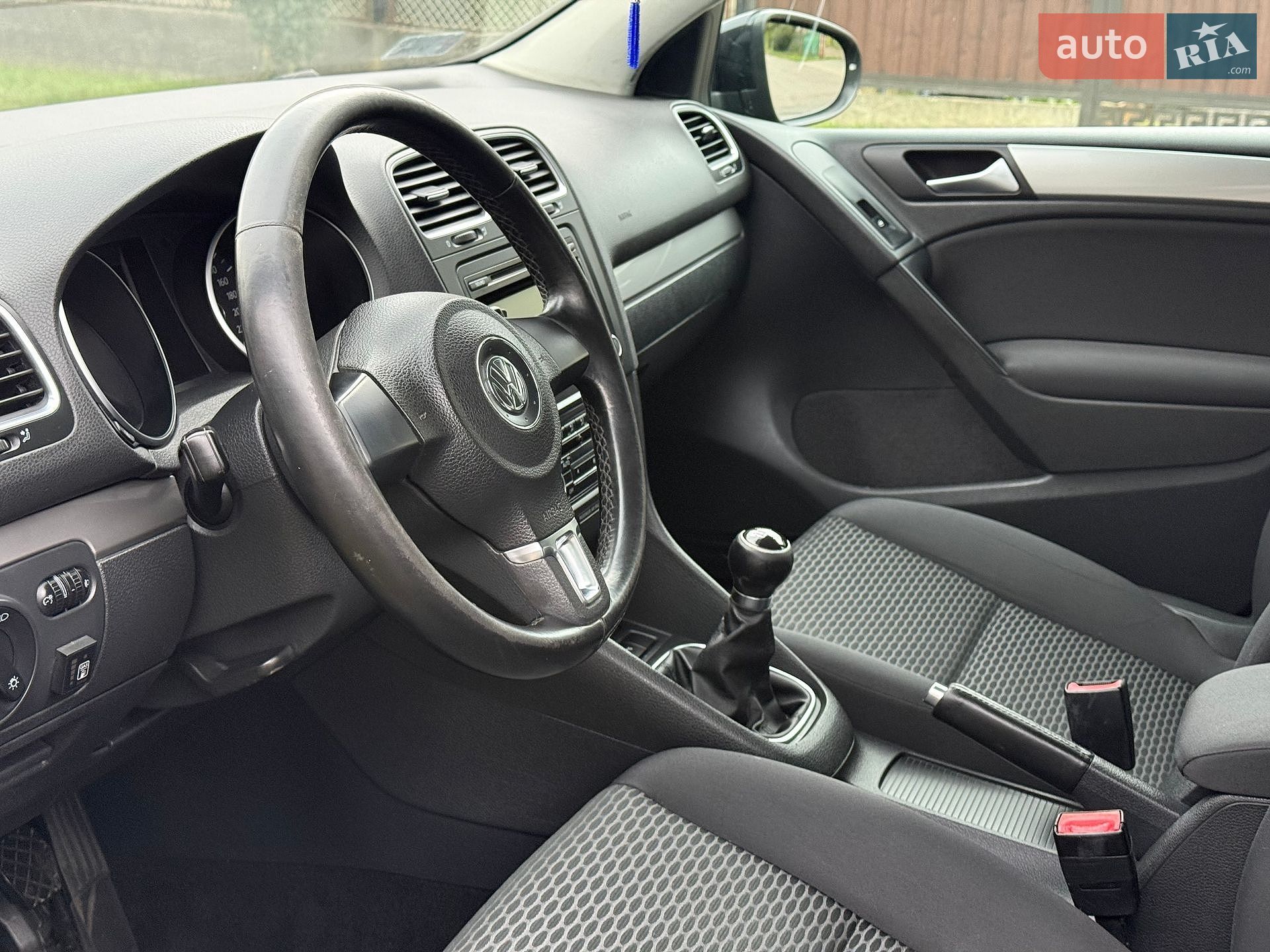 Volkswagen Golf 2010 VIN WVWZZZ1KZAW417687 фото оголошення 8 з 10