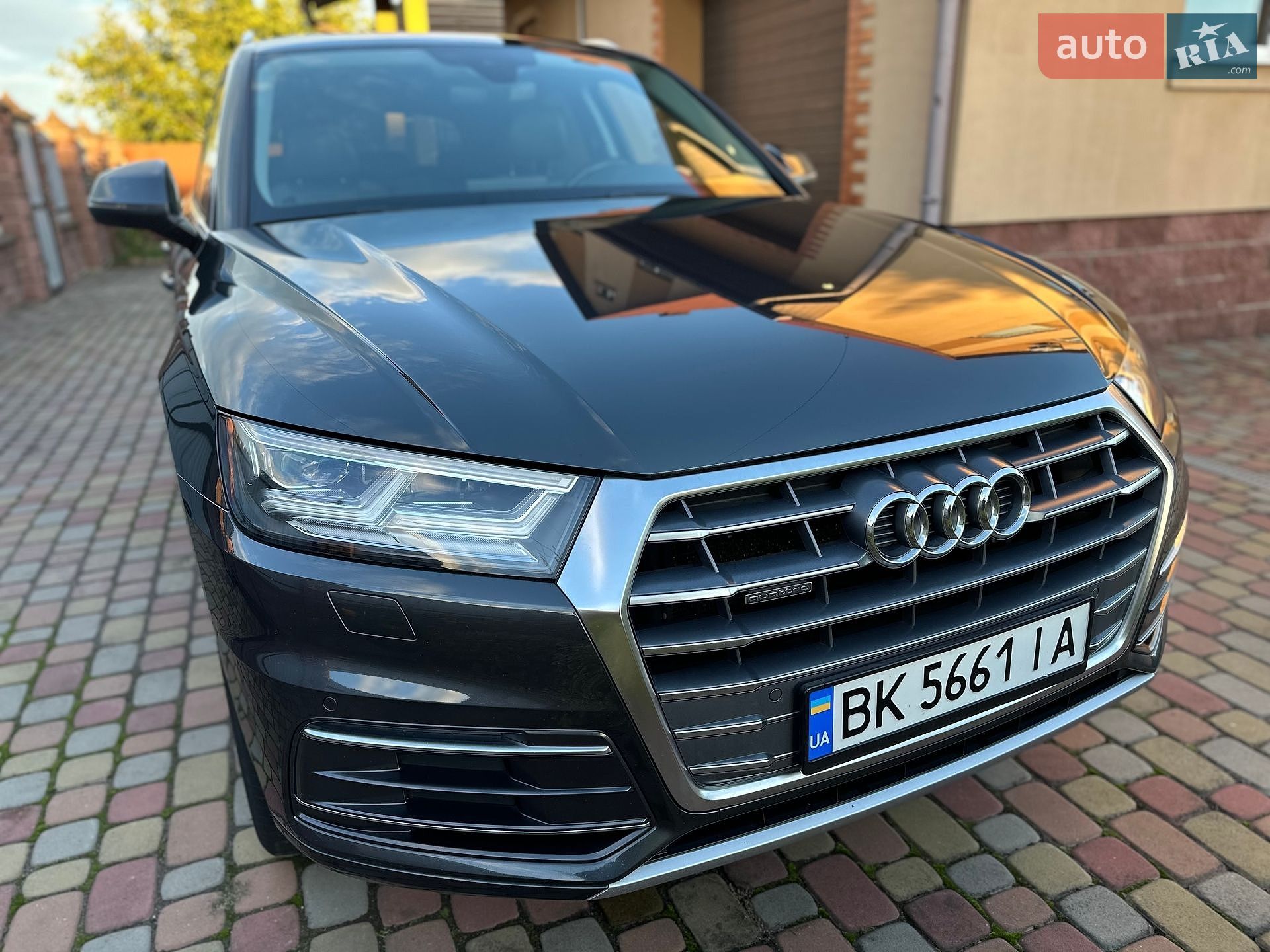Audi Q5 2017 VIN WAUZZZFY4H2003446 фото оголошення 12 з 29