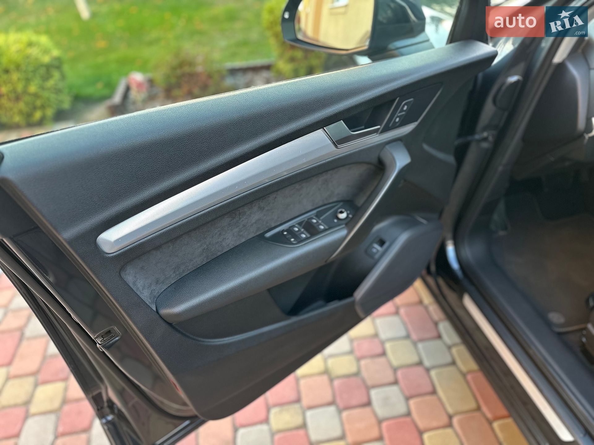 Audi Q5 2017 VIN WAUZZZFY4H2003446 фото оголошення 17 з 29