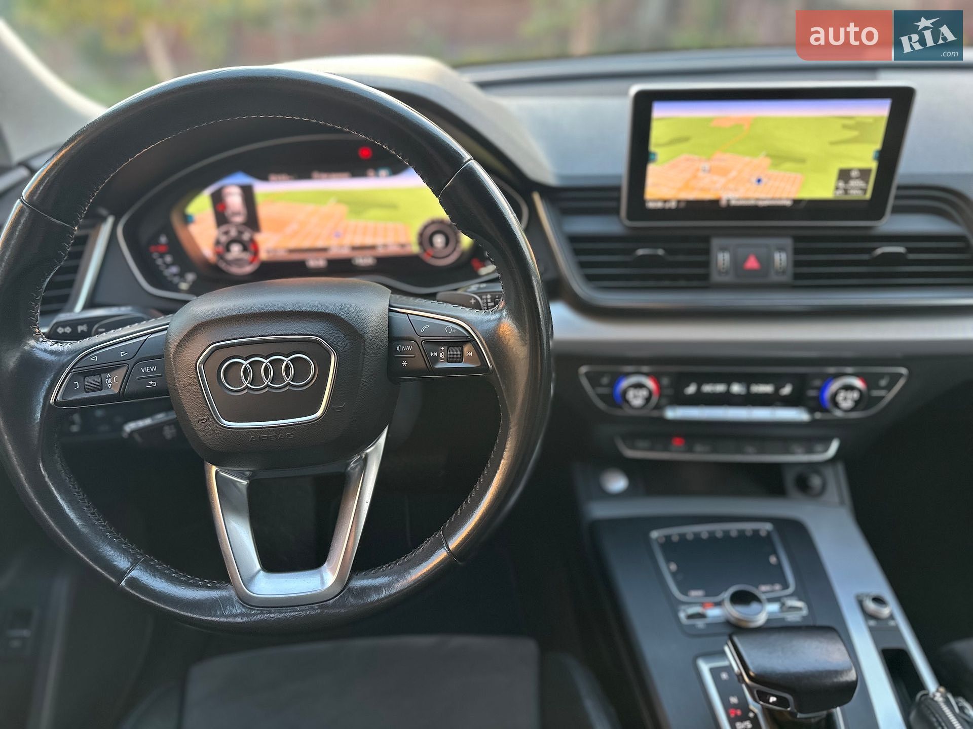 Audi Q5 2017 VIN WAUZZZFY4H2003446 фото оголошення 24 з 29