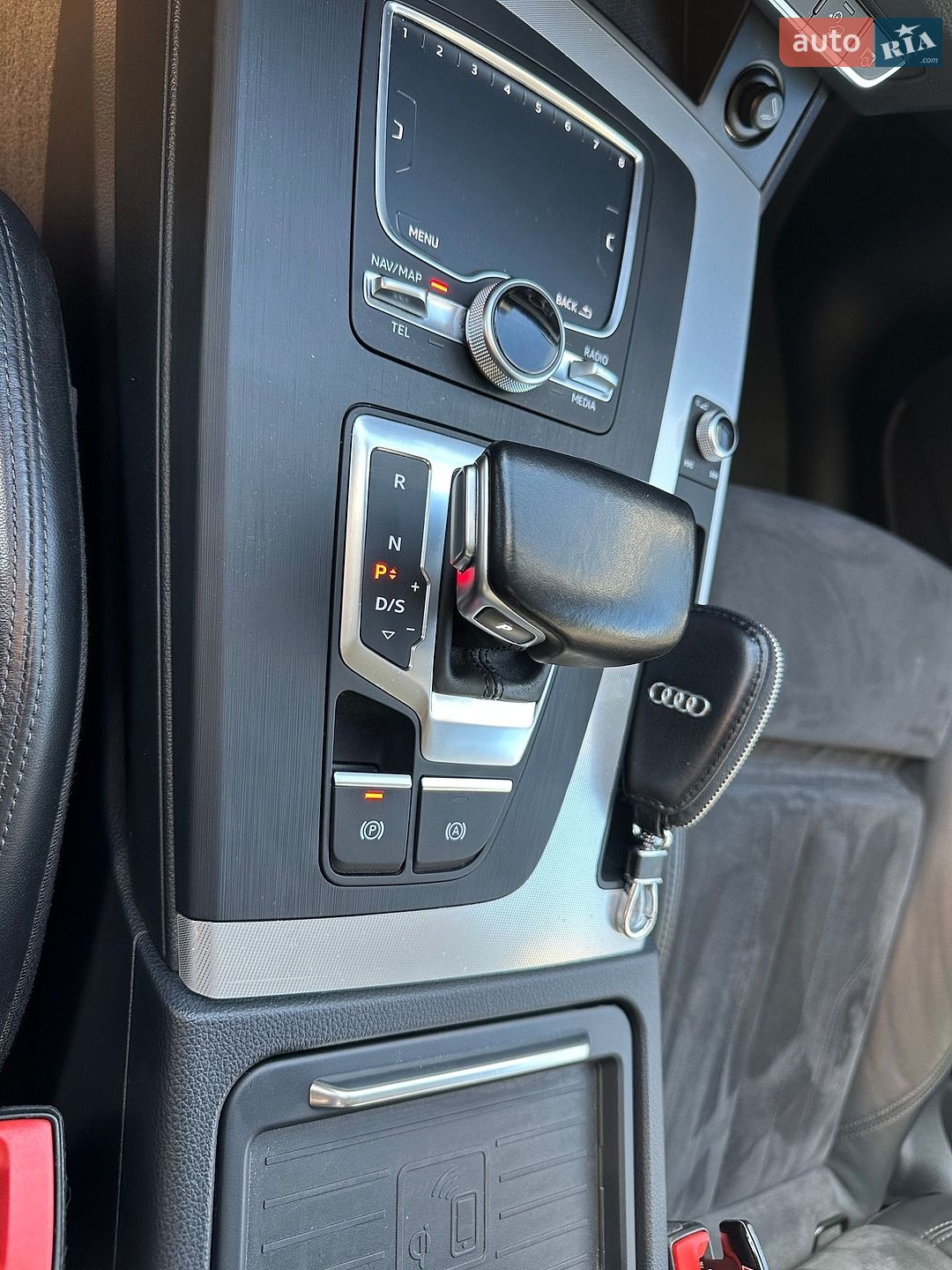 Audi Q5 2017 VIN WAUZZZFY4H2003446 фото оголошення 26 з 29
