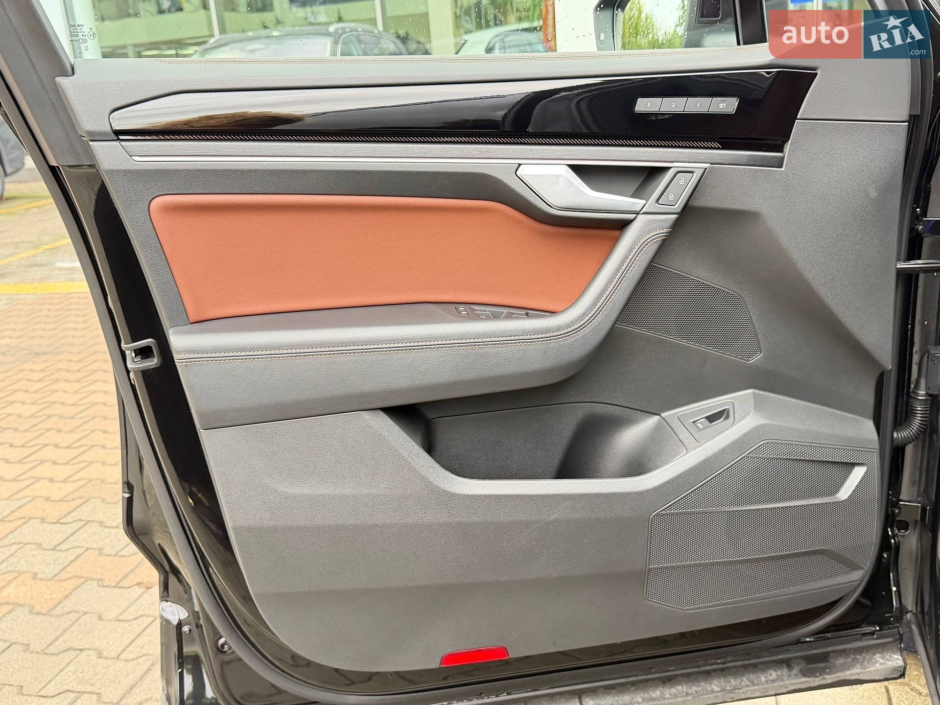 Volkswagen Touareg 2023 VIN WVGZZZCR5RD009905 фото оголошення 13 з 53