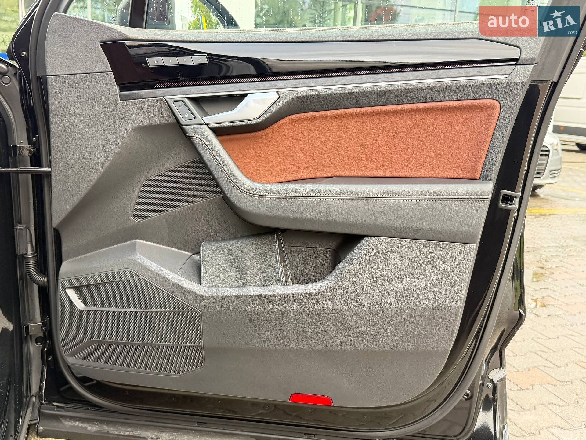 Volkswagen Touareg 2023 VIN WVGZZZCR5RD009905 фото оголошення 43 з 53