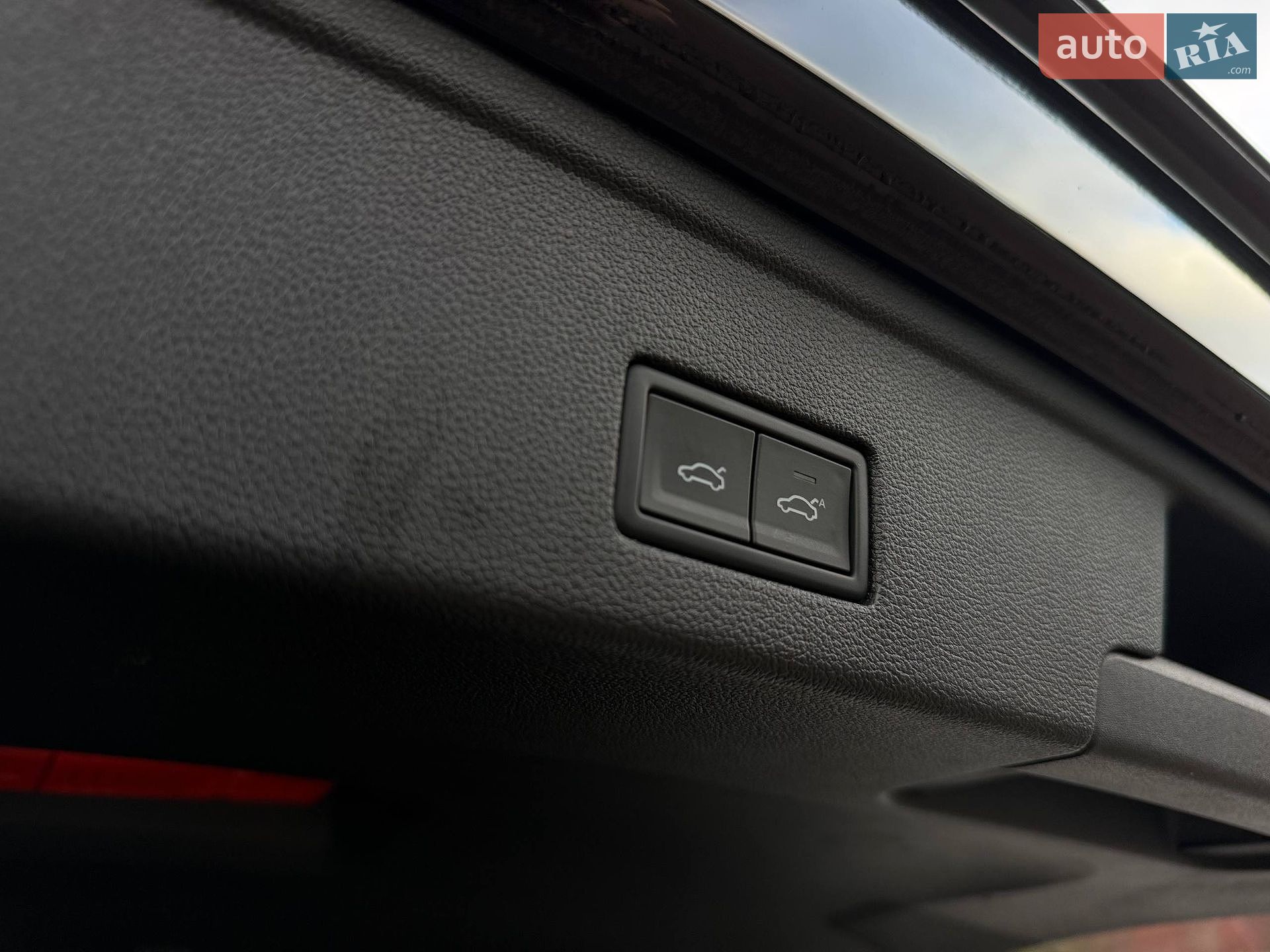 Volkswagen Touareg 2023 VIN WVGZZZCR5RD009905 фото оголошення 50 з 53