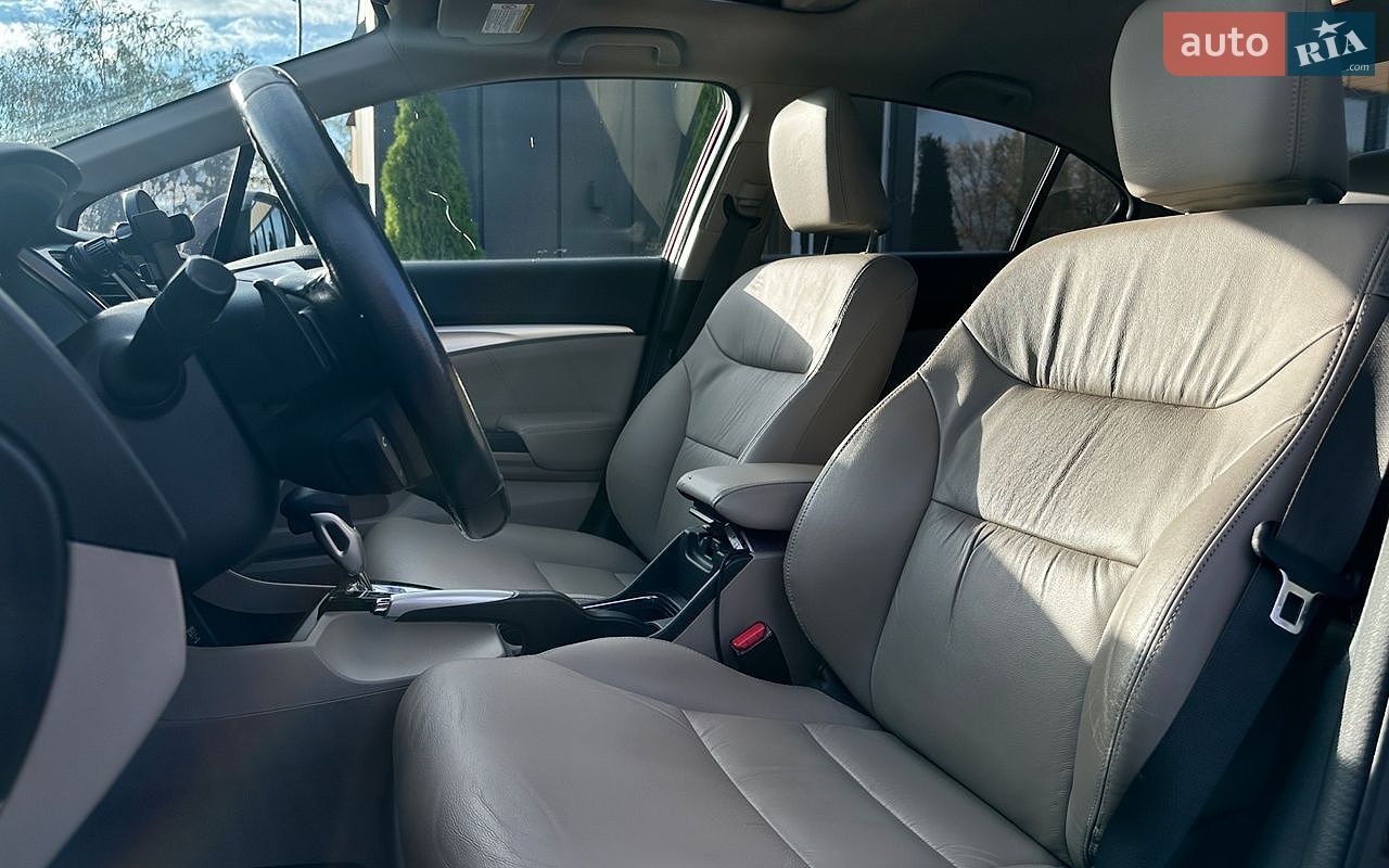 Honda Civic 2013 VIN 19XFB2670DE800223 фото оголошення 9 з 30