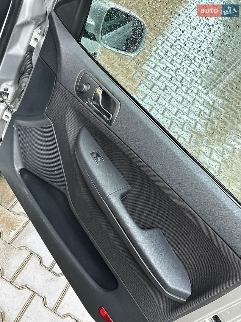 Skoda Fabia 2004 VIN TMBHC46YX43961109 фото оголошення 11 з 18