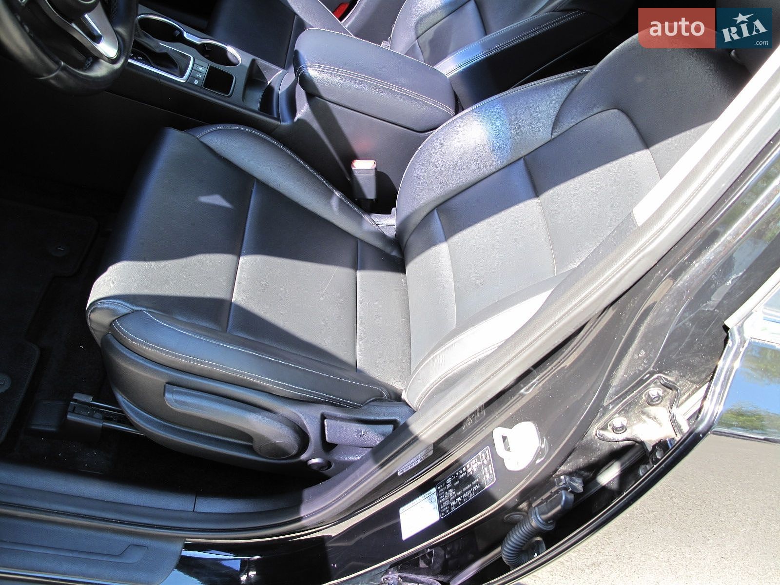 Kia Sportage 2015 VIN KNAPM813BGK019053 фото оголошення 33 з 77