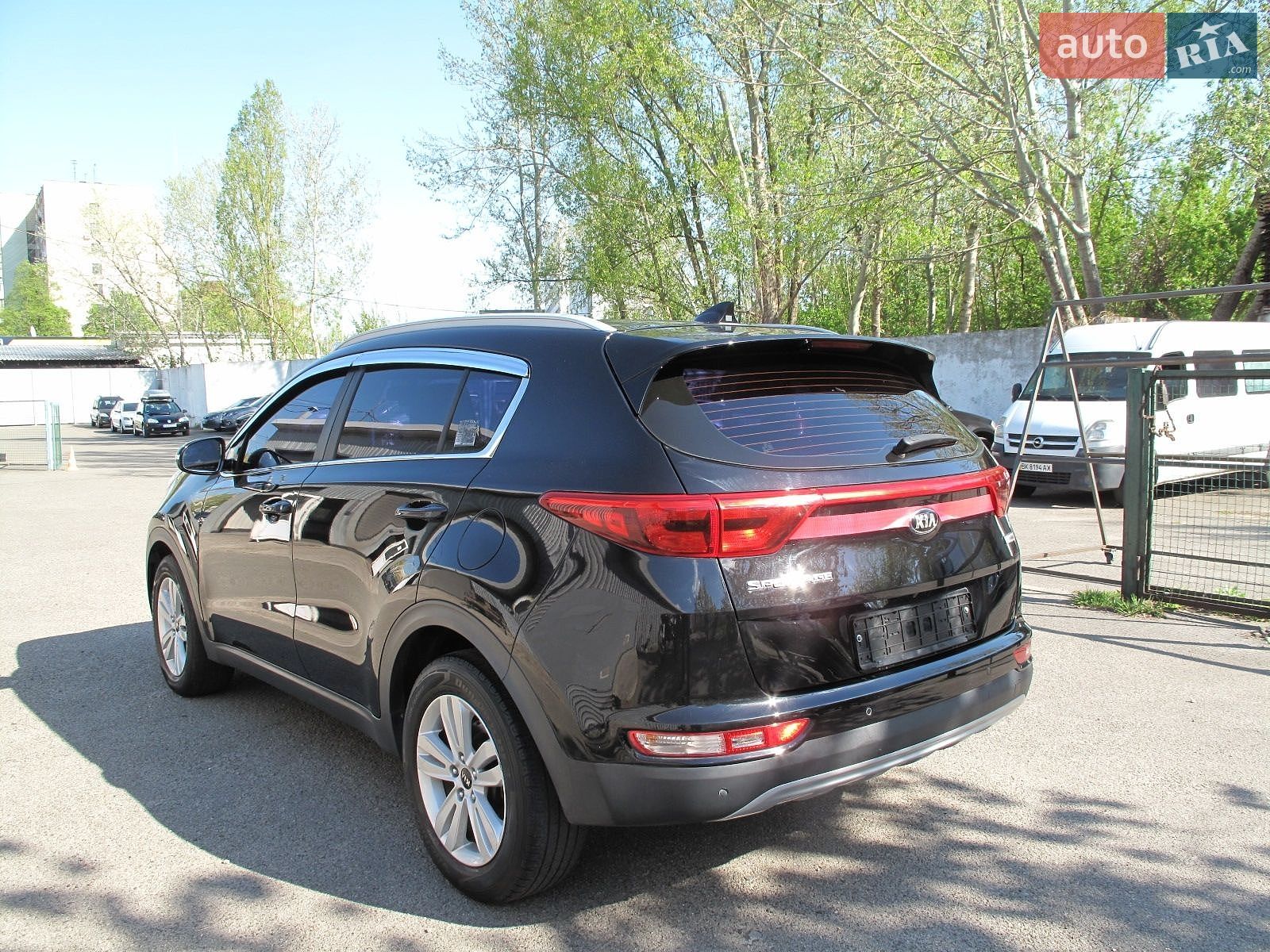 Kia Sportage 2015 VIN KNAPM813BGK019053 фото оголошення 12 з 77