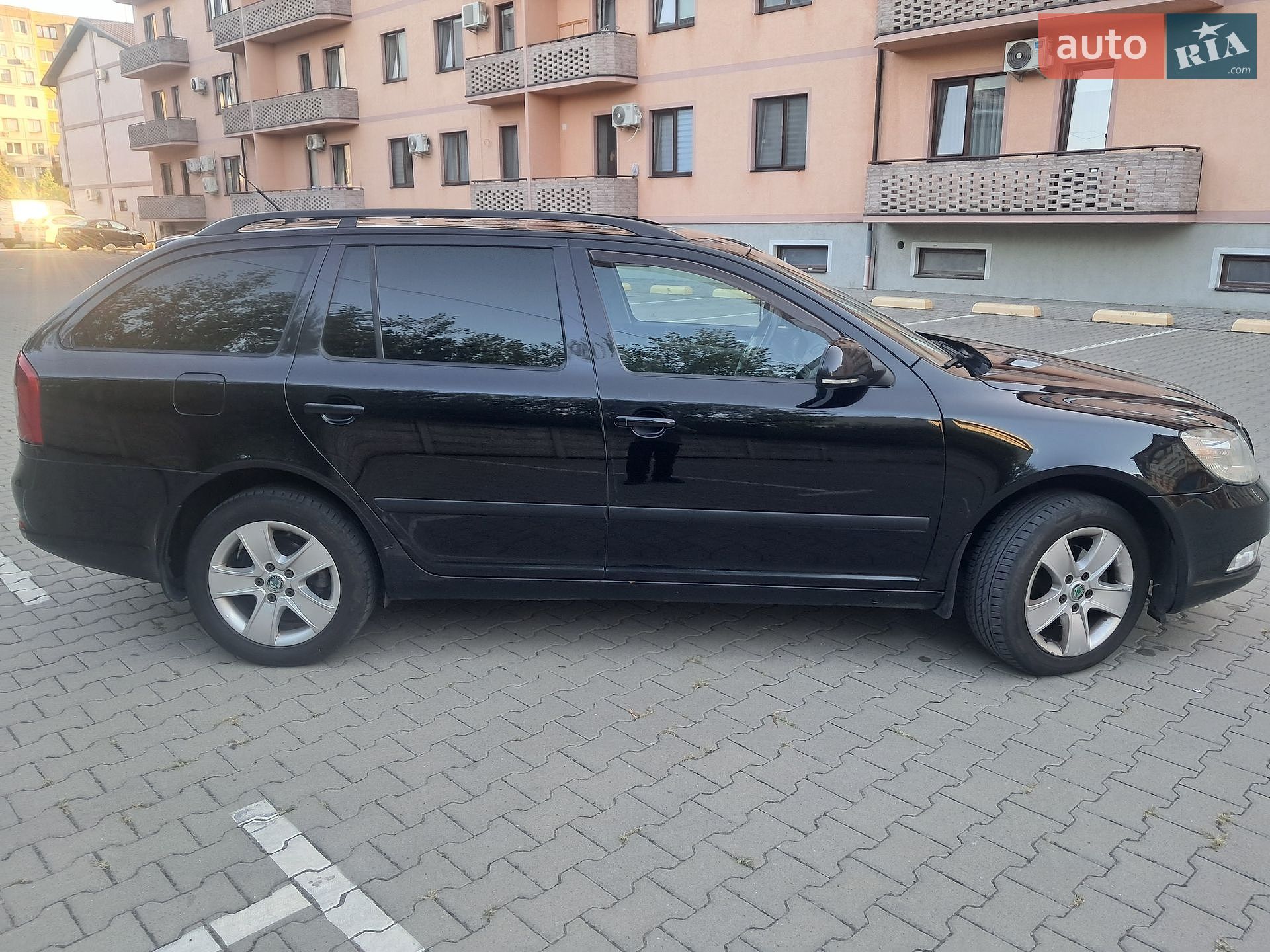 Skoda Octavia 2011 VIN TMBHT21Z2C2106090 фото оголошення 2 з 20