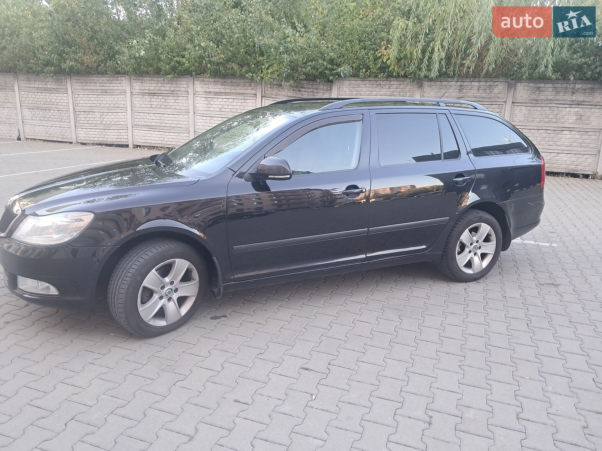 Skoda Octavia 2011 VIN TMBHT21Z2C2106090 фото оголошення 4 з 20