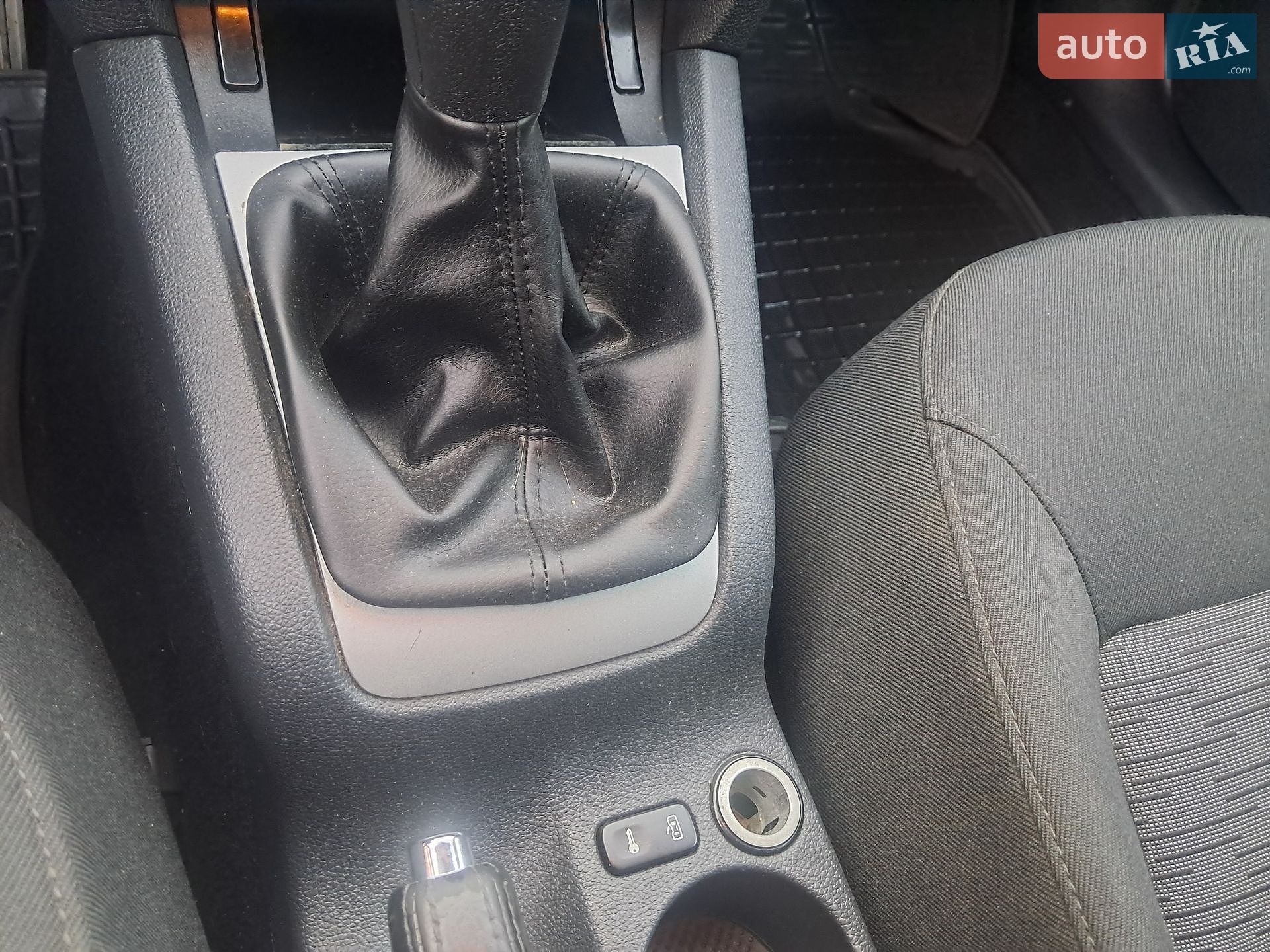 Skoda Octavia 2011 VIN TMBHT21Z2C2106090 фото оголошення 10 з 20