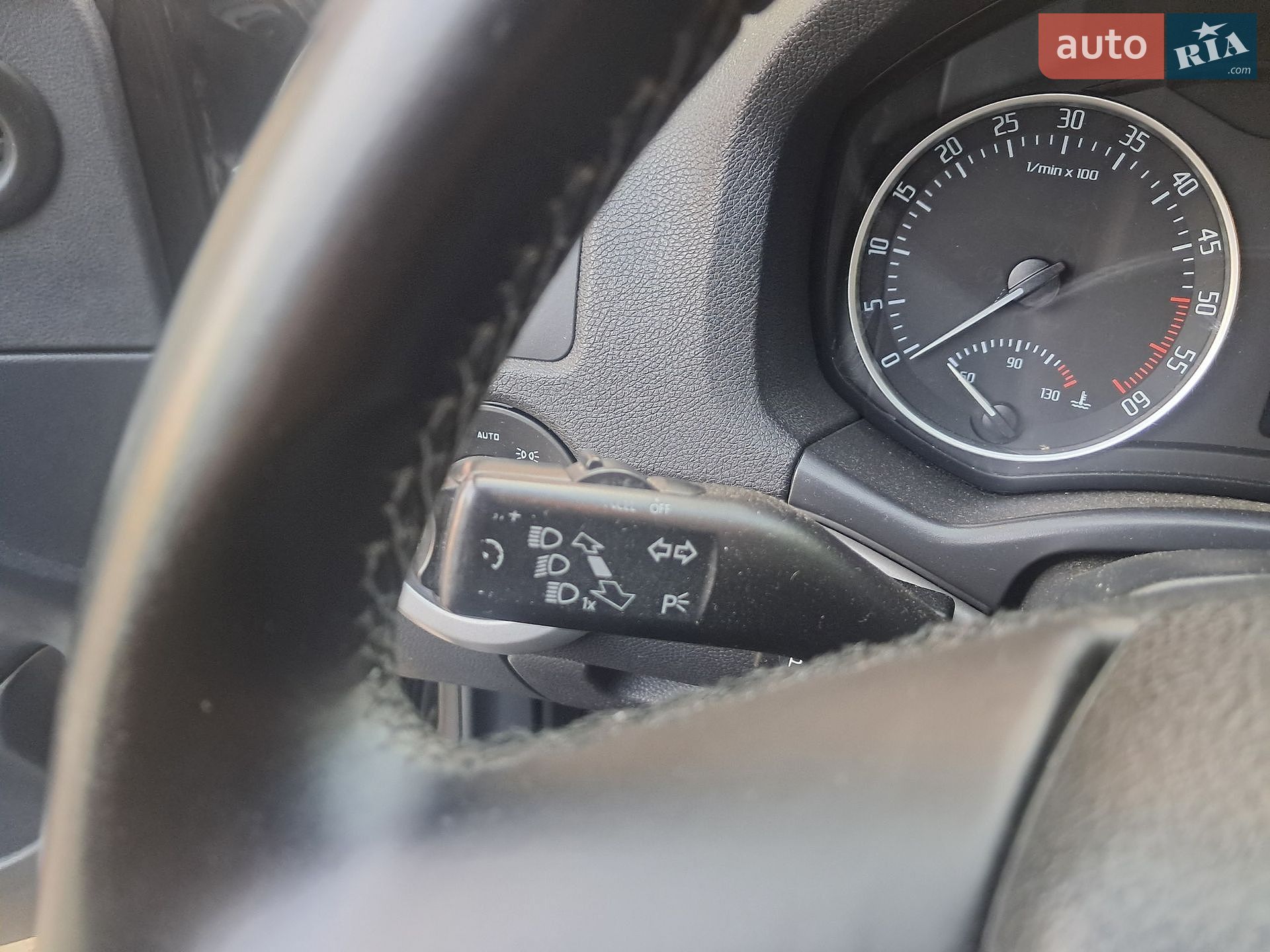 Skoda Octavia 2011 VIN TMBHT21Z2C2106090 фото оголошення 11 з 20