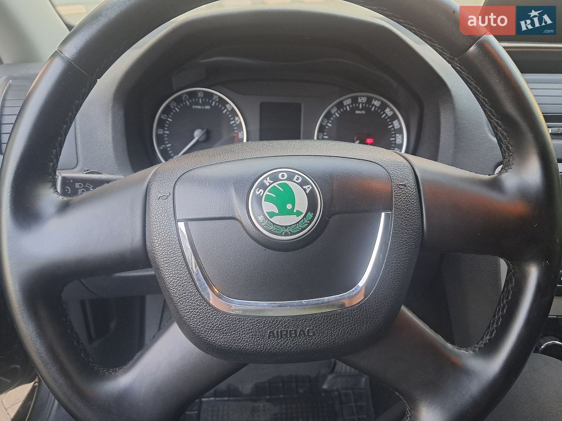 Skoda Octavia 2011 VIN TMBHT21Z2C2106090 фото оголошення 12 з 20