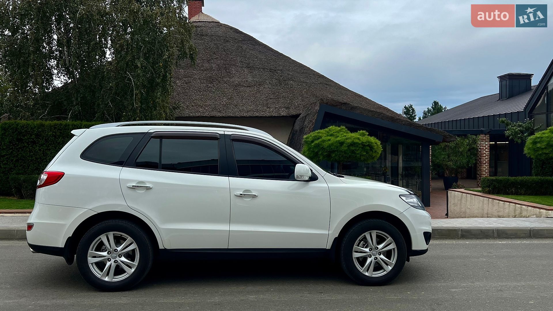 Hyundai Santa FE 2011 VIN KMHSH81XDBU774991 фото оголошення 15 з 68
