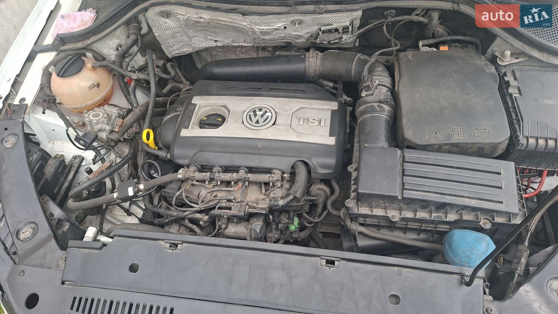 Volkswagen Tiguan 2016 VIN WVGBV7AX5HW513263 фото оголошення 7 з 16