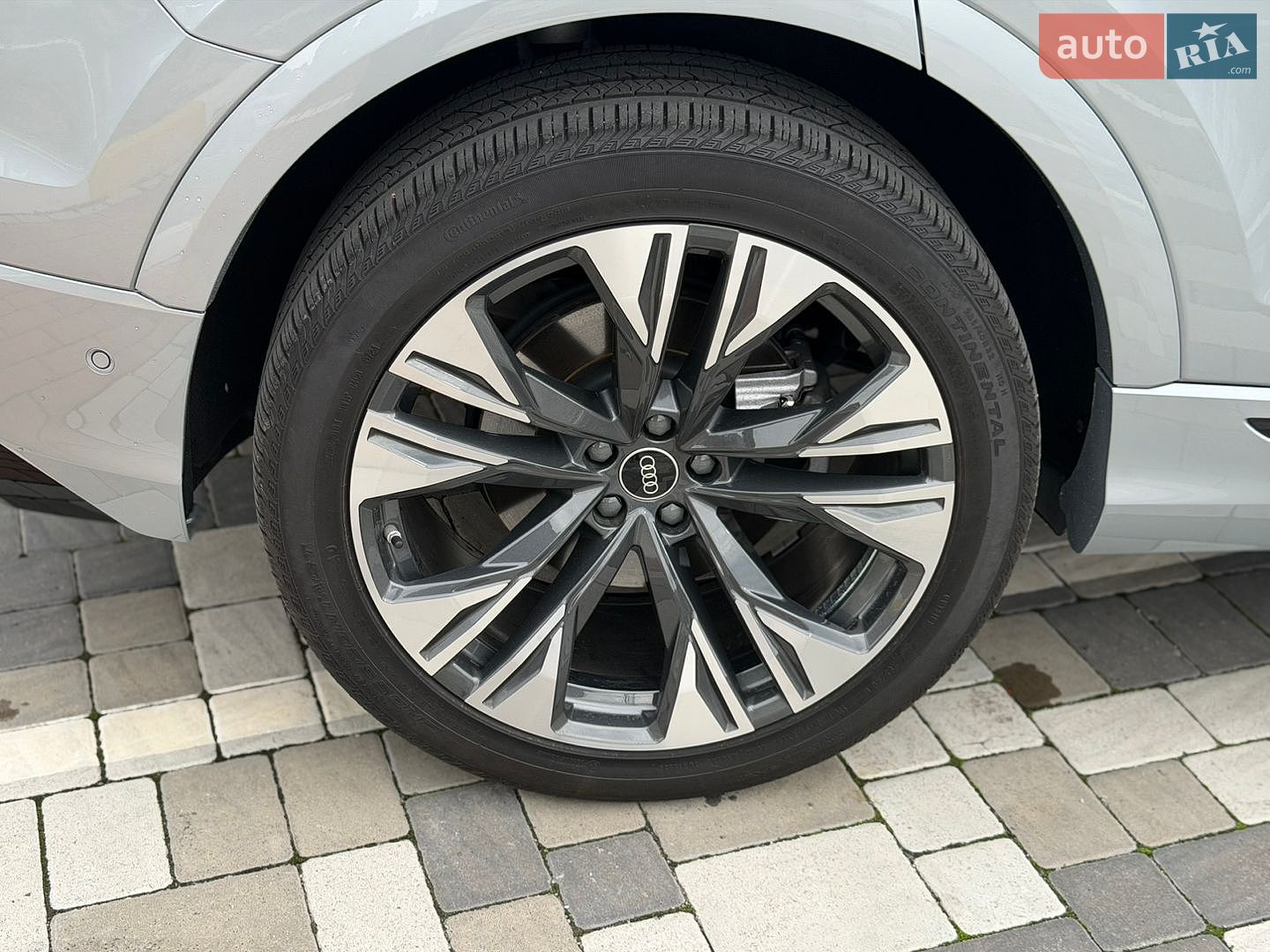 Audi Q8 2024 VIN WA1EVBF15RD006315 фото оголошення 13 з 59