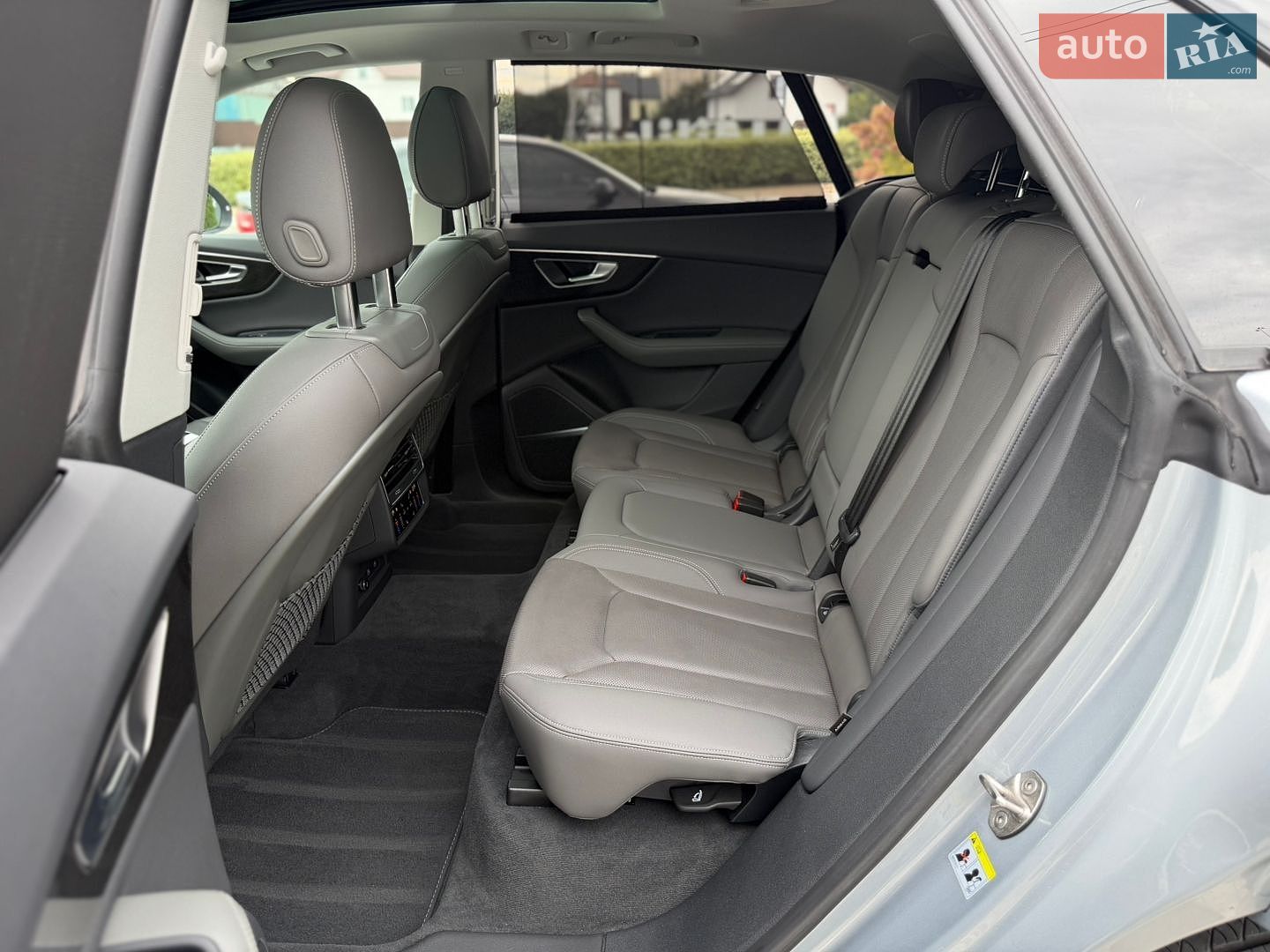 Audi Q8 2024 VIN WA1EVBF15RD006315 фото оголошення 34 з 59