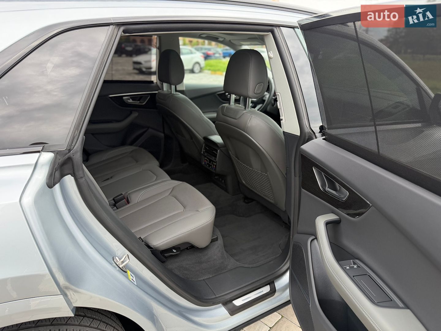 Audi Q8 2024 VIN WA1EVBF15RD006315 фото оголошення 39 з 59