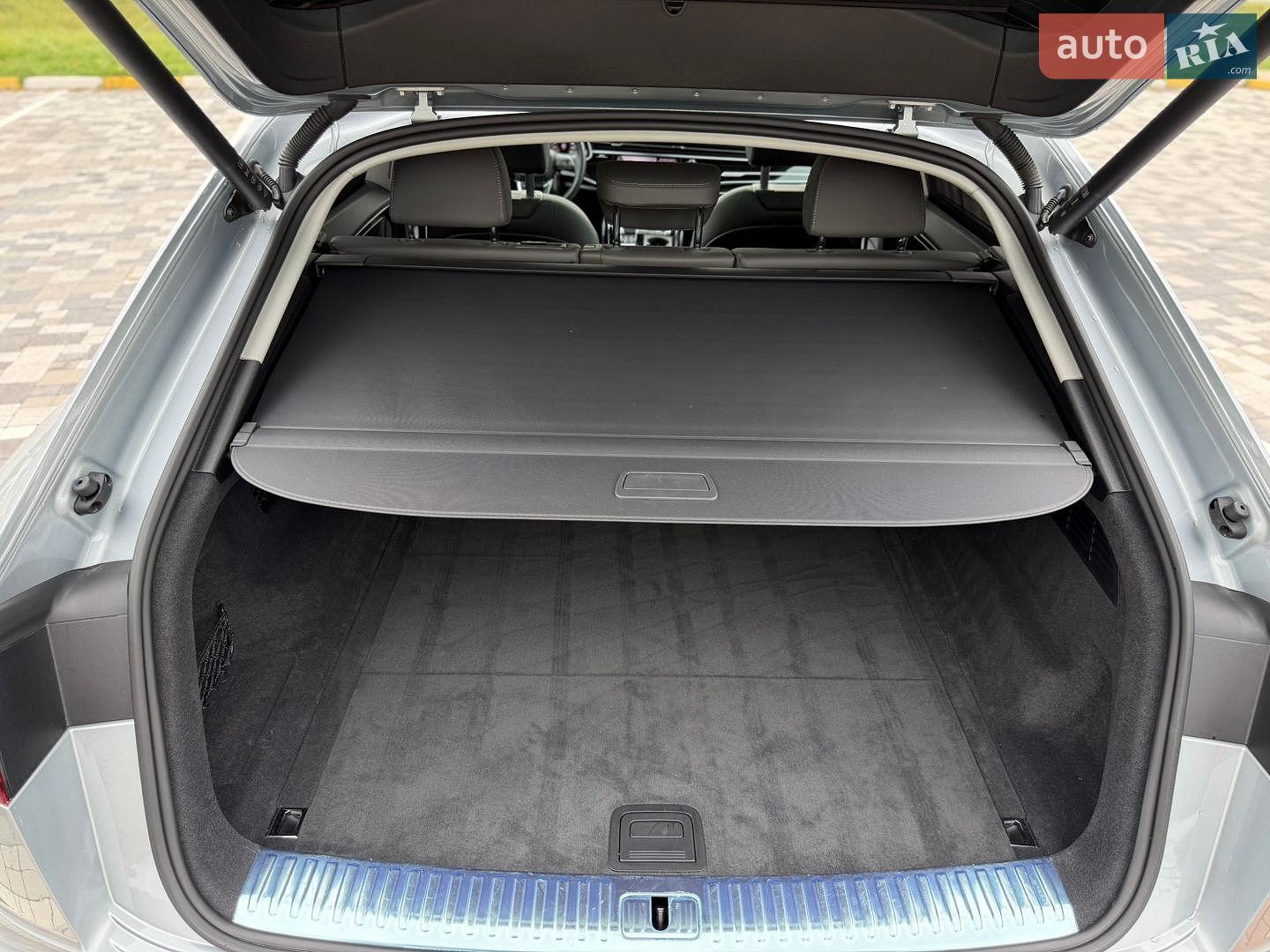 Audi Q8 2024 VIN WA1EVBF15RD006315 фото оголошення 36 з 59