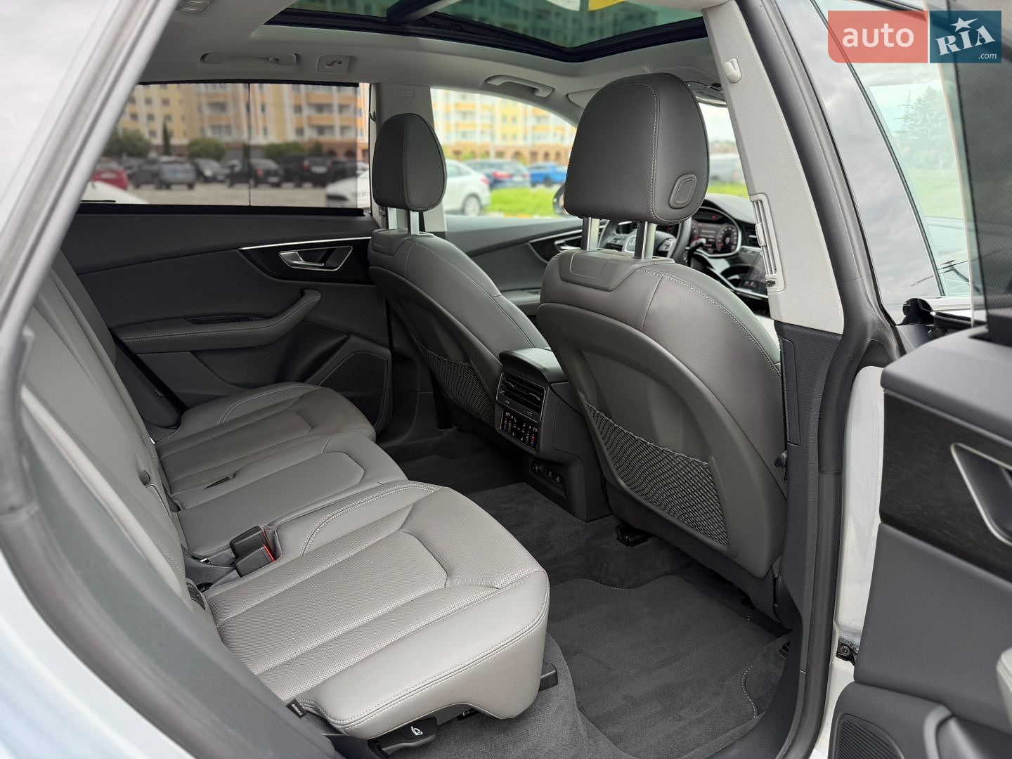 Audi Q8 2024 VIN WA1EVBF15RD006315 фото оголошення 41 з 59