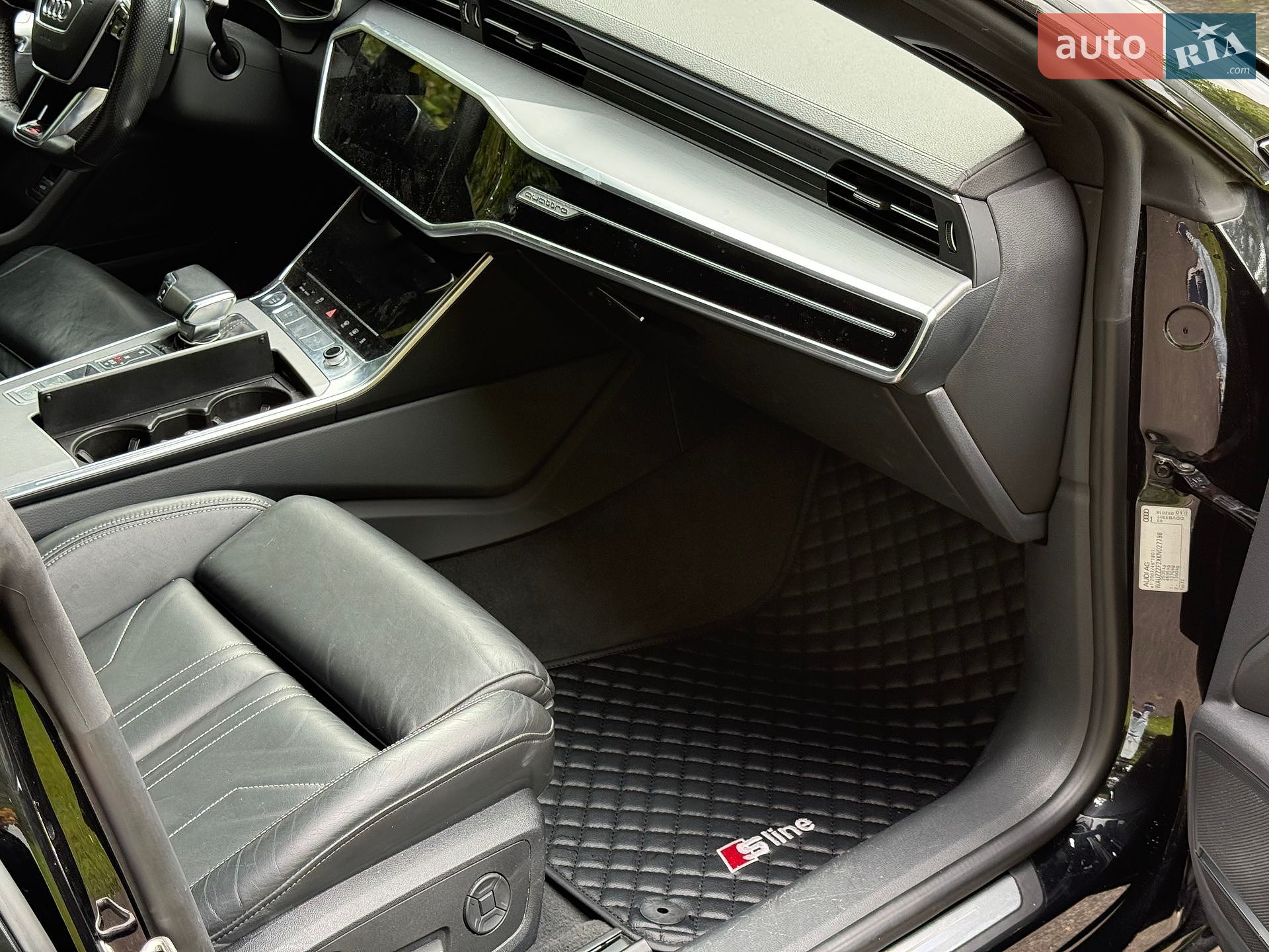 Audi A7 Sportback 2018 VIN WAUZZZF2XKN027798 фото оголошення 41 з 61