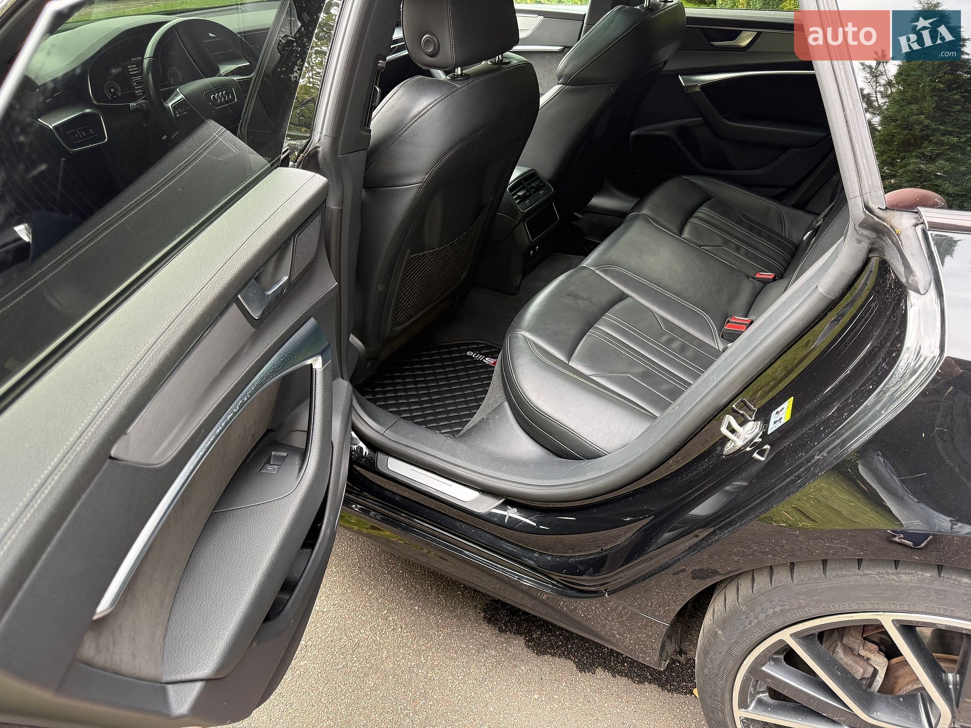 Audi A7 Sportback 2018 VIN WAUZZZF2XKN027798 фото оголошення 50 з 61