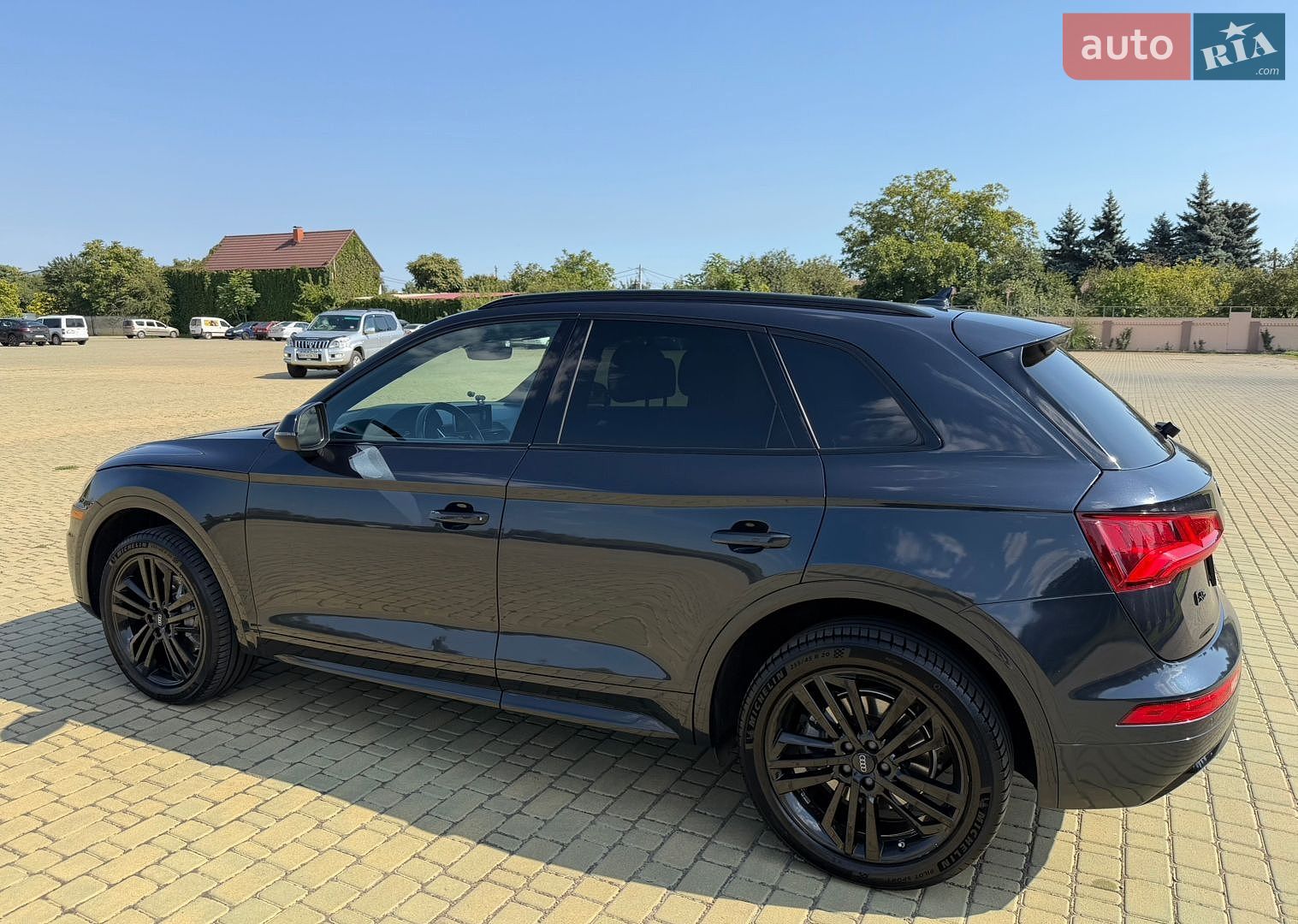 AUDI Q5 2019 VIN WA1BNAFY5L2018624 фото оголошення 7 з 22