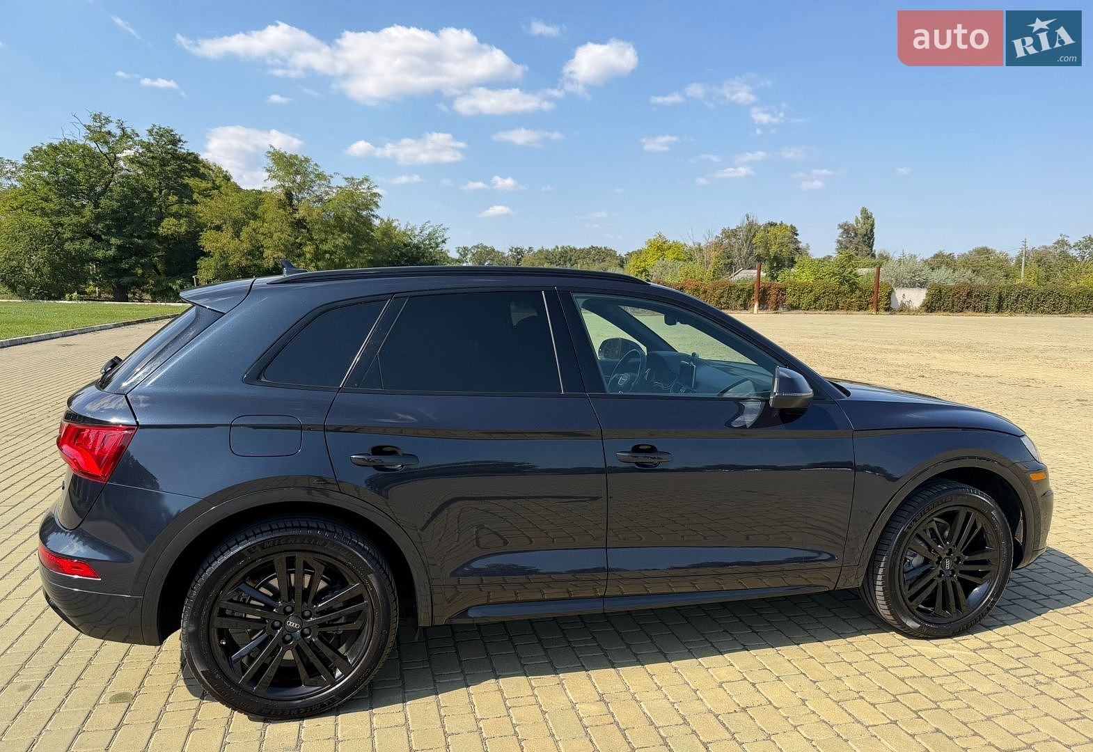 AUDI Q5 2019 VIN WA1BNAFY5L2018624 фото оголошення 6 з 22