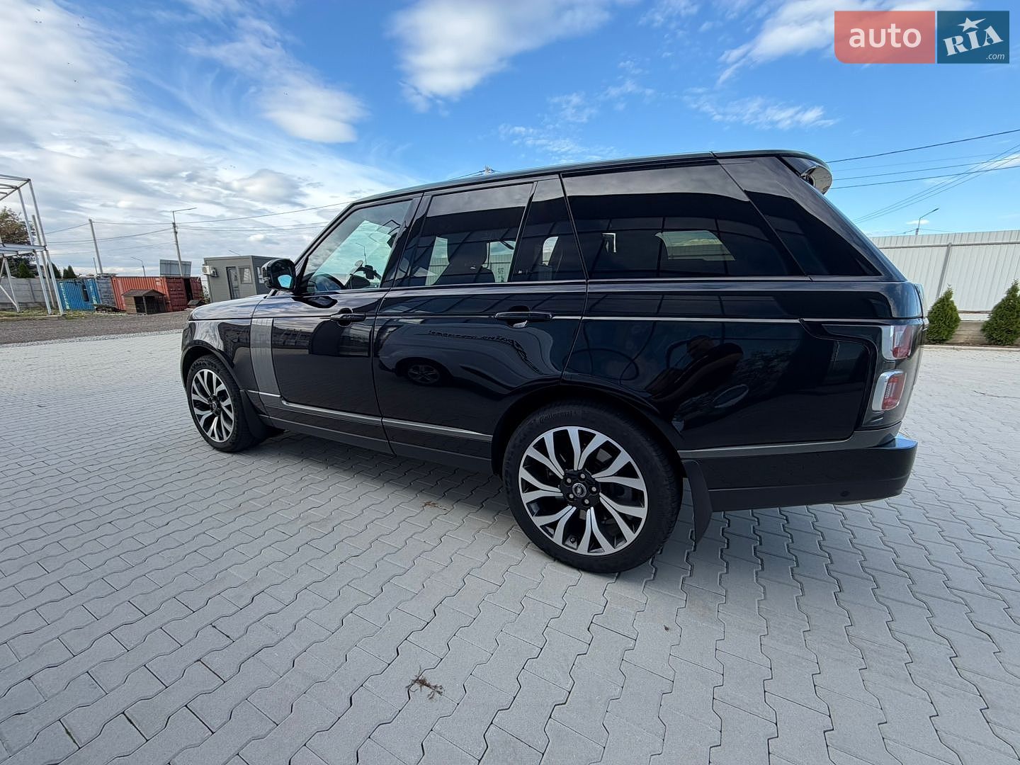 Land Rover Range Rover 2018 VIN SALGA2BJ1JA500539 фото оголошення 5 з 21