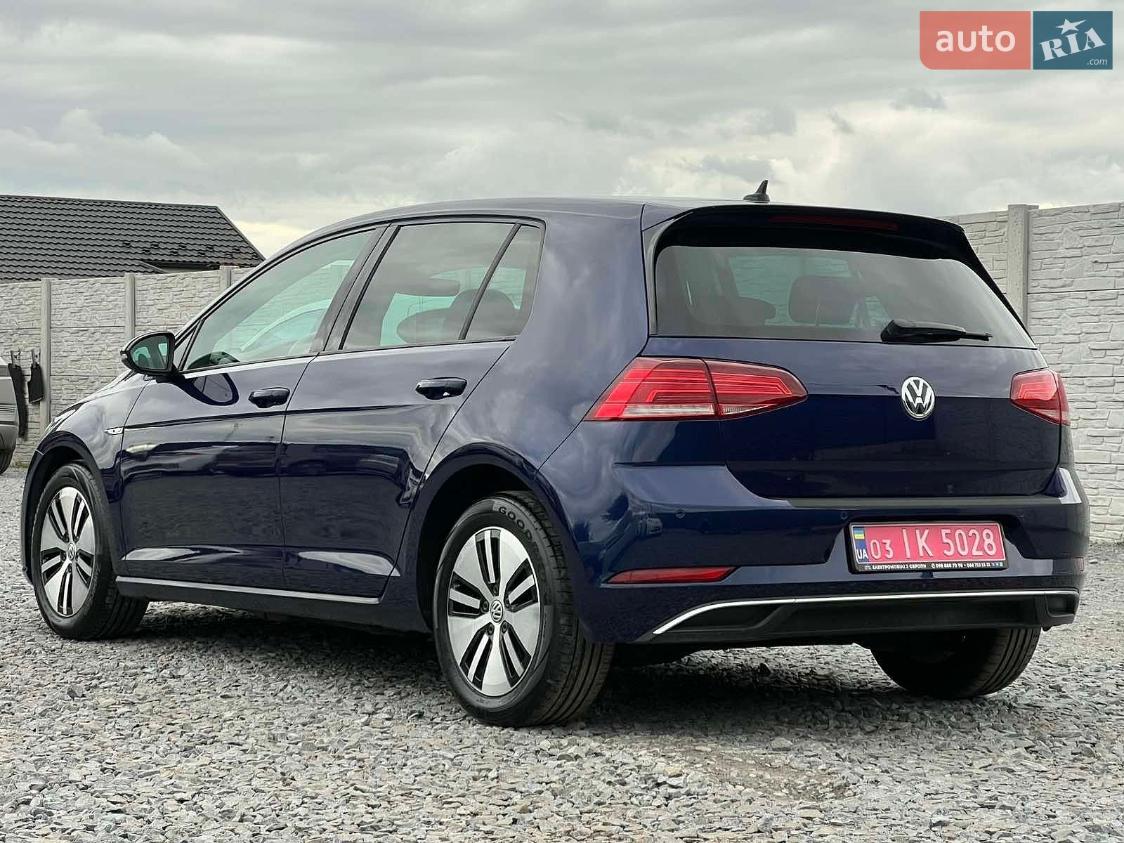 Volkswagen e-Golf 2018 VIN WVWZZZAUZJW902632 фото оголошення 12 з 47