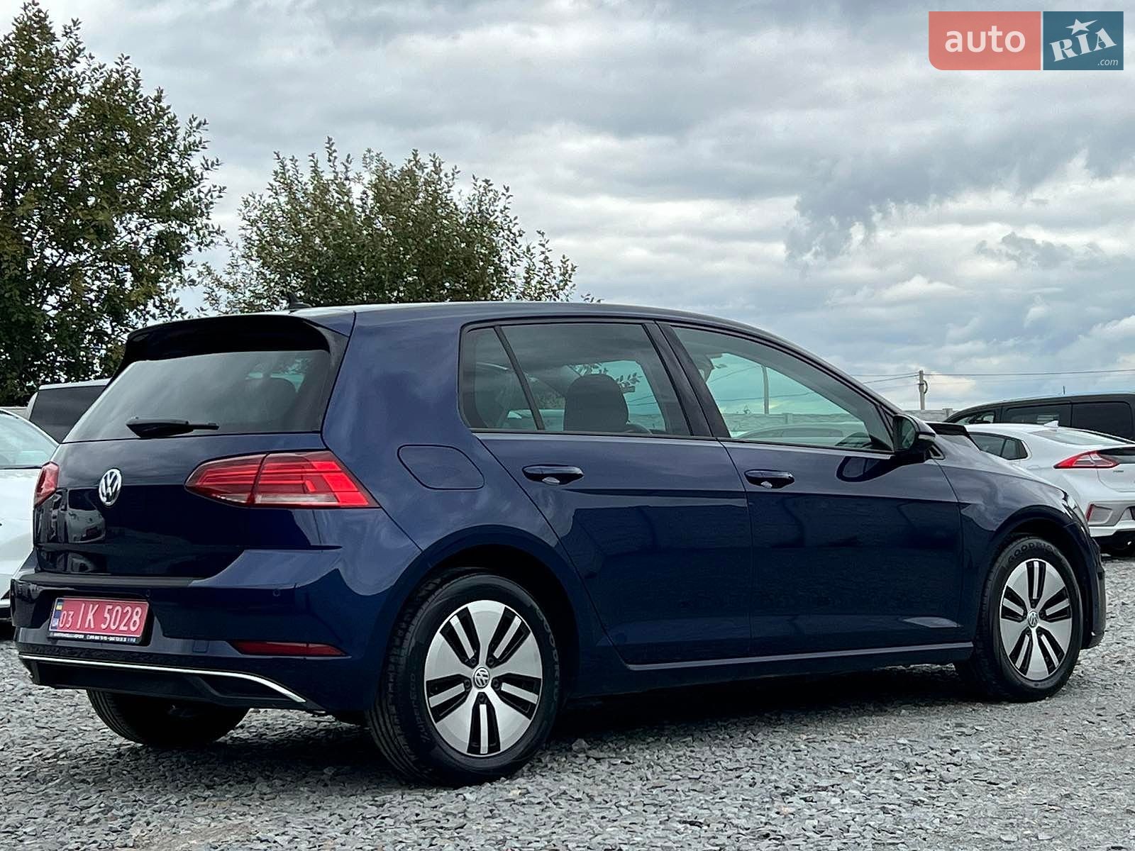 Volkswagen e-Golf 2018 VIN WVWZZZAUZJW902632 фото оголошення 15 з 47