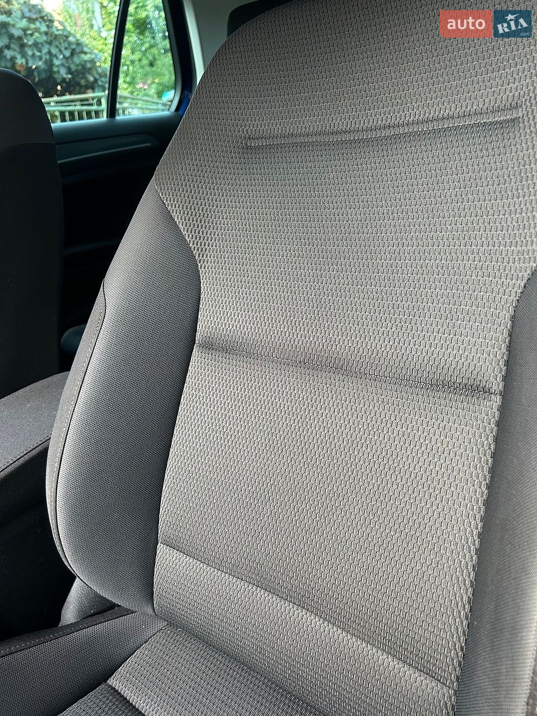 Volkswagen e-Golf 2018 VIN WVWZZZAUZJW902632 фото оголошення 23 з 47