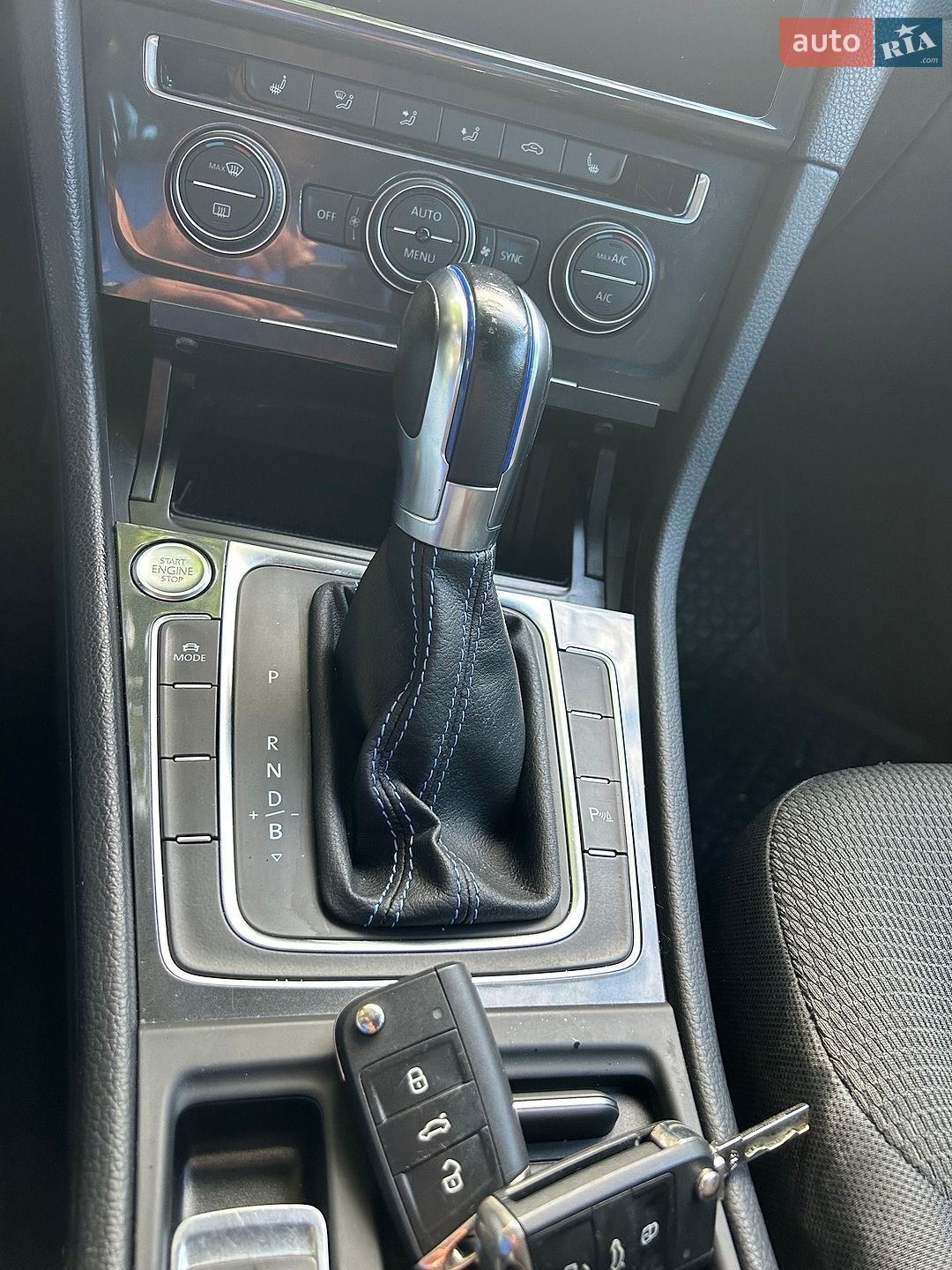 Volkswagen e-Golf 2018 VIN WVWZZZAUZJW902632 фото оголошення 34 з 47