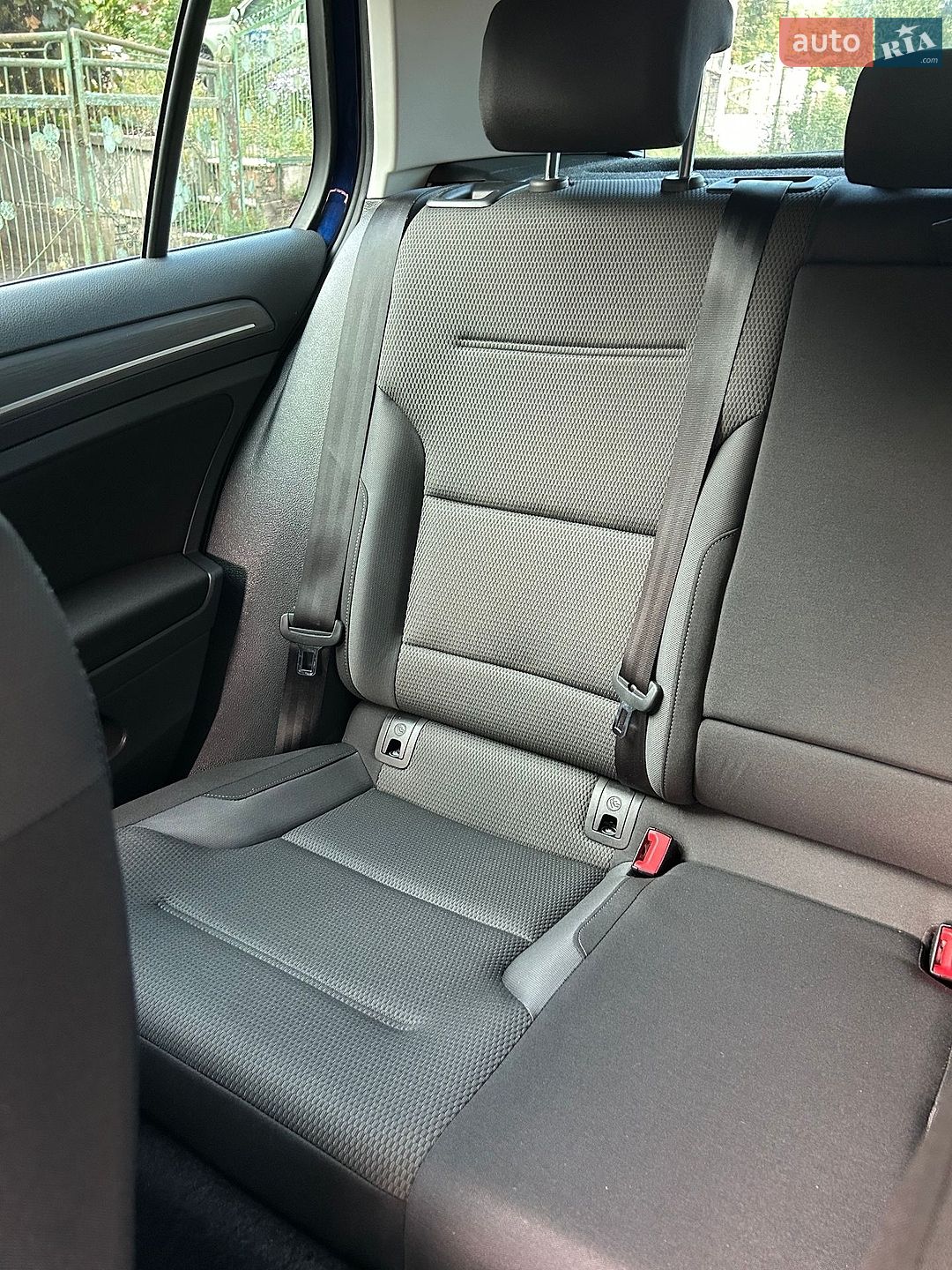 Volkswagen e-Golf 2018 VIN WVWZZZAUZJW902632 фото оголошення 25 з 47
