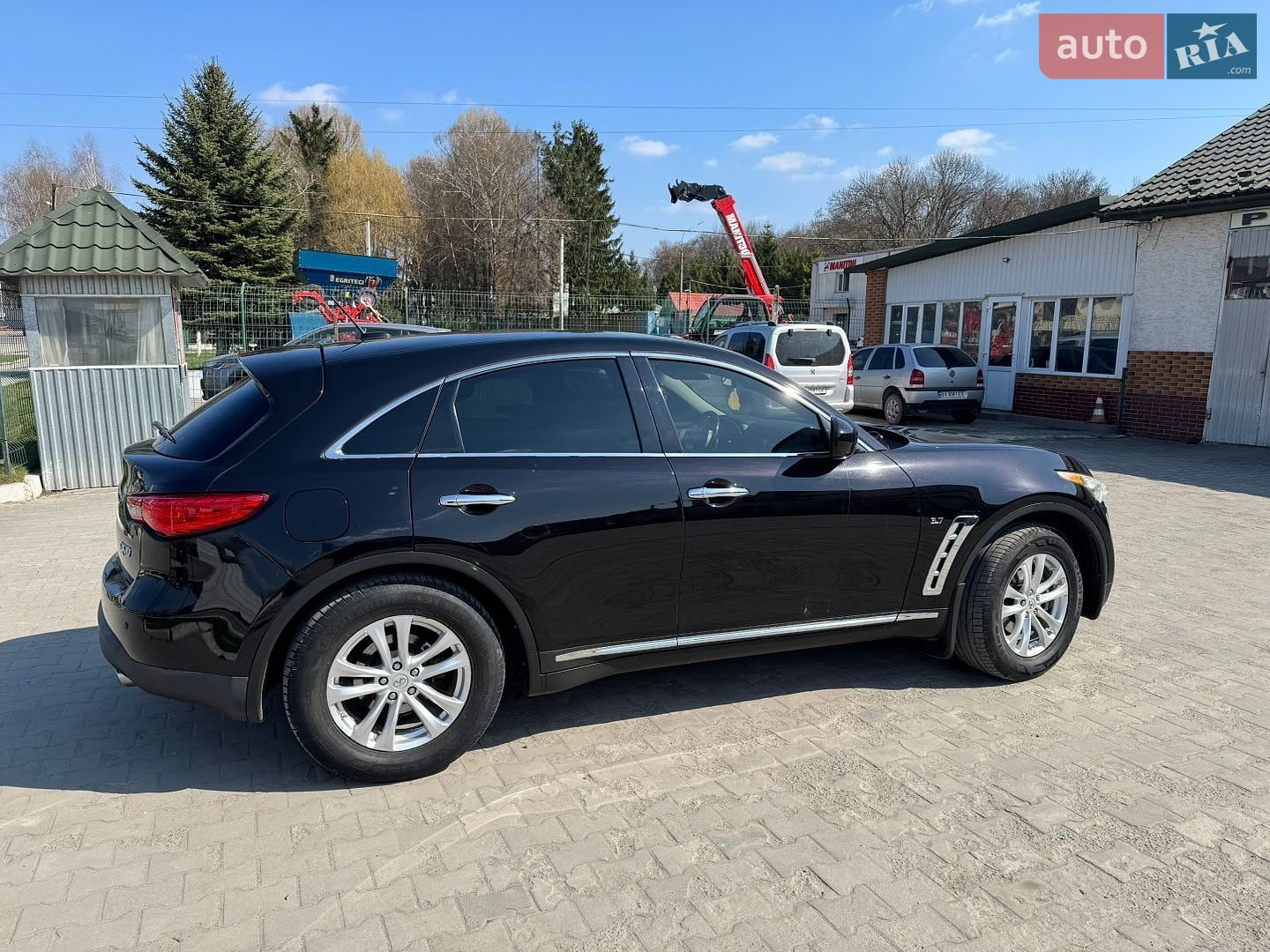Infiniti QX70 2013 VIN JN8CS1MW8EM411873 фото оголошення 23 з 36