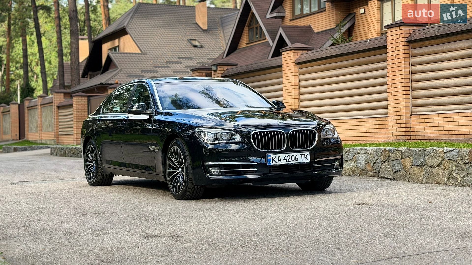 BMW 7 Series 2014 VIN WBAYF610X0GK19121 фото оголошення 11 з 44