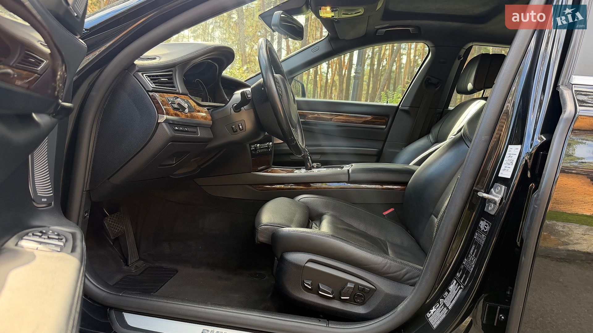 BMW 7 Series 2014 VIN WBAYF610X0GK19121 фото оголошення 13 з 44